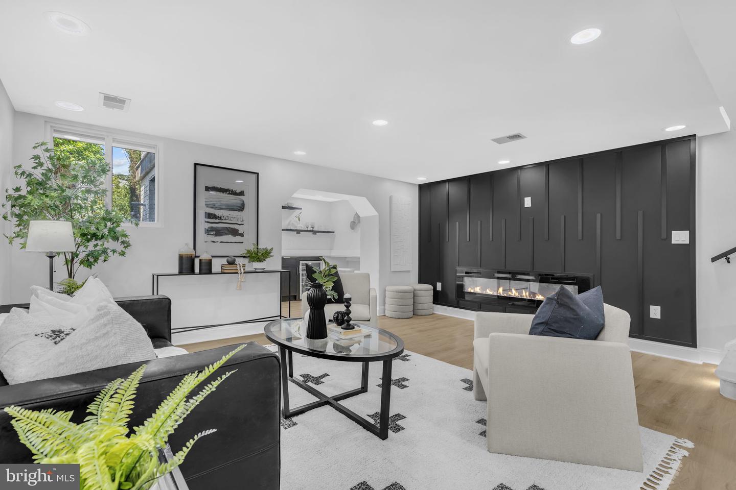 314 FARRAGUT ST NW, WASHINGTON, District Of Columbia 20011, 4 Bedrooms Bedrooms, ,3 BathroomsBathrooms,Residential,For sale,314 FARRAGUT ST NW,DCDC2226786 MLS # DCDC2226786