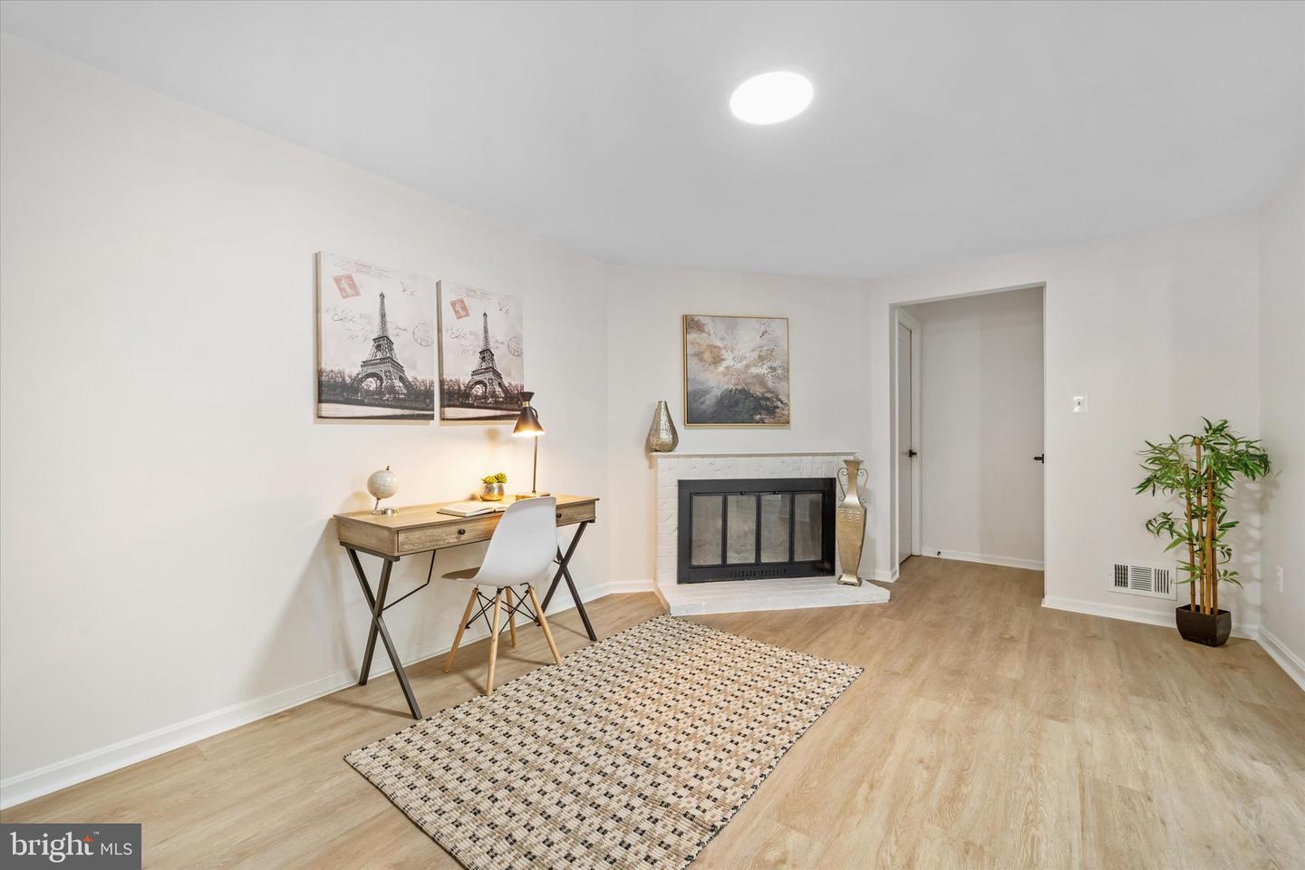 10116 DUNDALK ST, FAIRFAX, Virginia 22032, 4 Bedrooms Bedrooms, ,2 BathroomsBathrooms,Residential,For sale,10116 DUNDALK ST,VAFX2274044 MLS # VAFX2274044