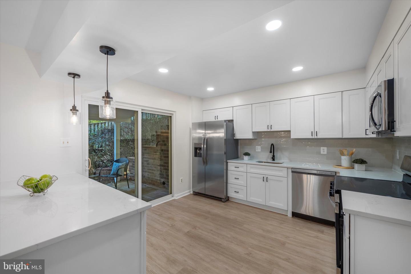 10116 DUNDALK ST, FAIRFAX, Virginia 22032, 4 Bedrooms Bedrooms, ,2 BathroomsBathrooms,Residential,For sale,10116 DUNDALK ST,VAFX2274044 MLS # VAFX2274044