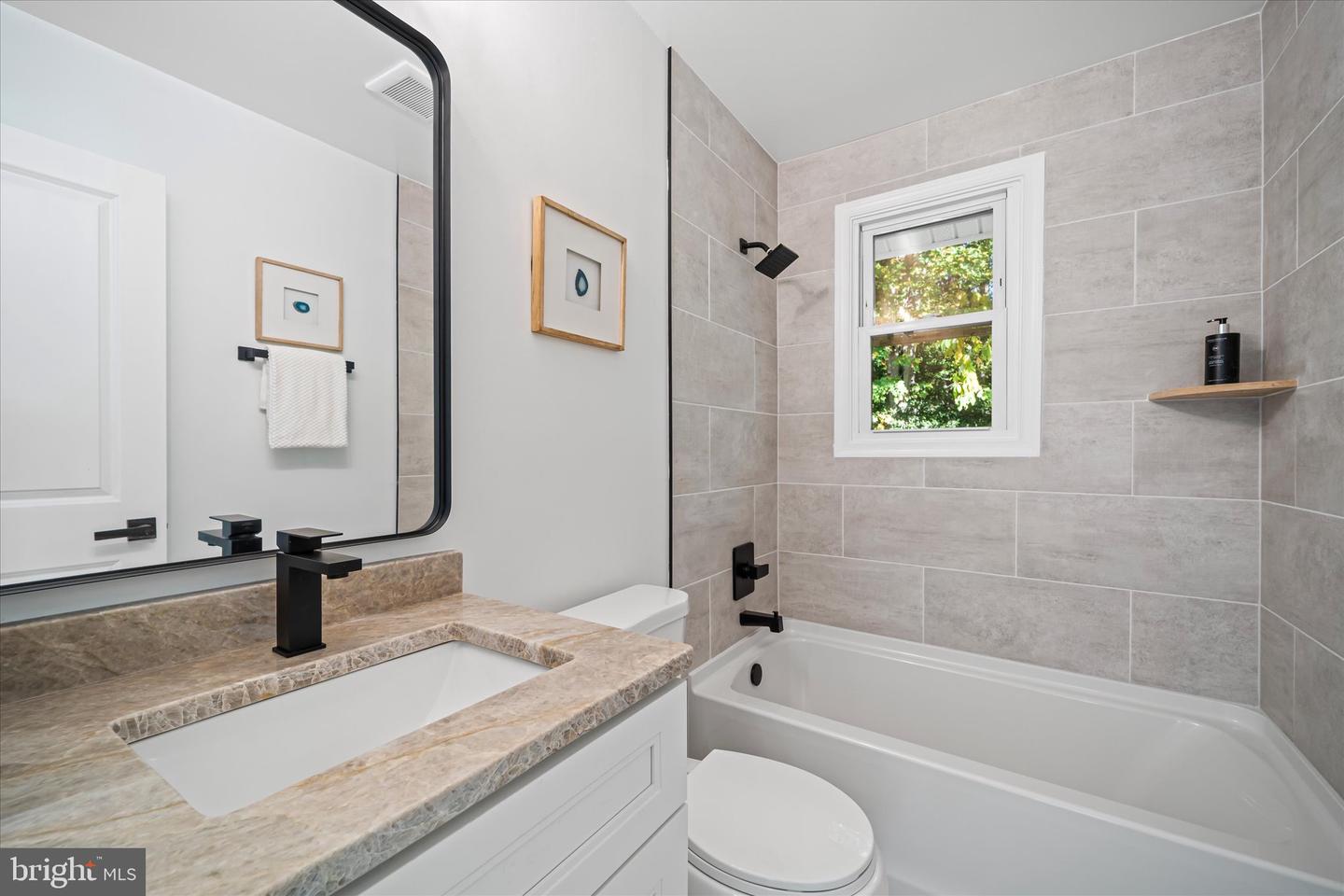 10116 DUNDALK ST, FAIRFAX, Virginia 22032, 4 Bedrooms Bedrooms, ,2 BathroomsBathrooms,Residential,For sale,10116 DUNDALK ST,VAFX2274044 MLS # VAFX2274044