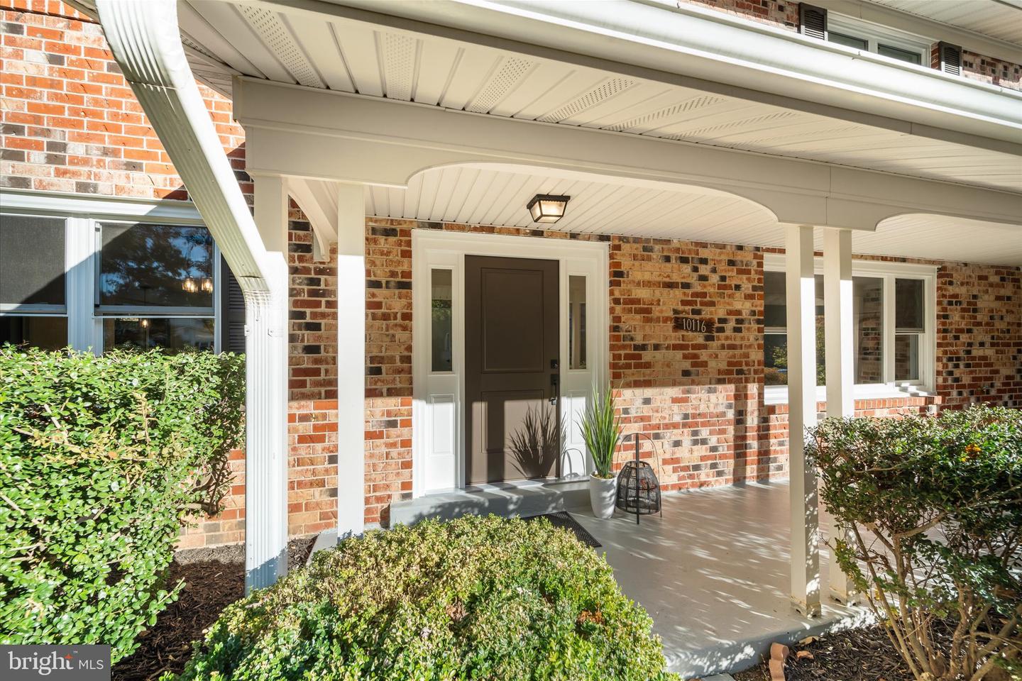 10116 DUNDALK ST, FAIRFAX, Virginia 22032, 4 Bedrooms Bedrooms, ,2 BathroomsBathrooms,Residential,For sale,10116 DUNDALK ST,VAFX2274044 MLS # VAFX2274044