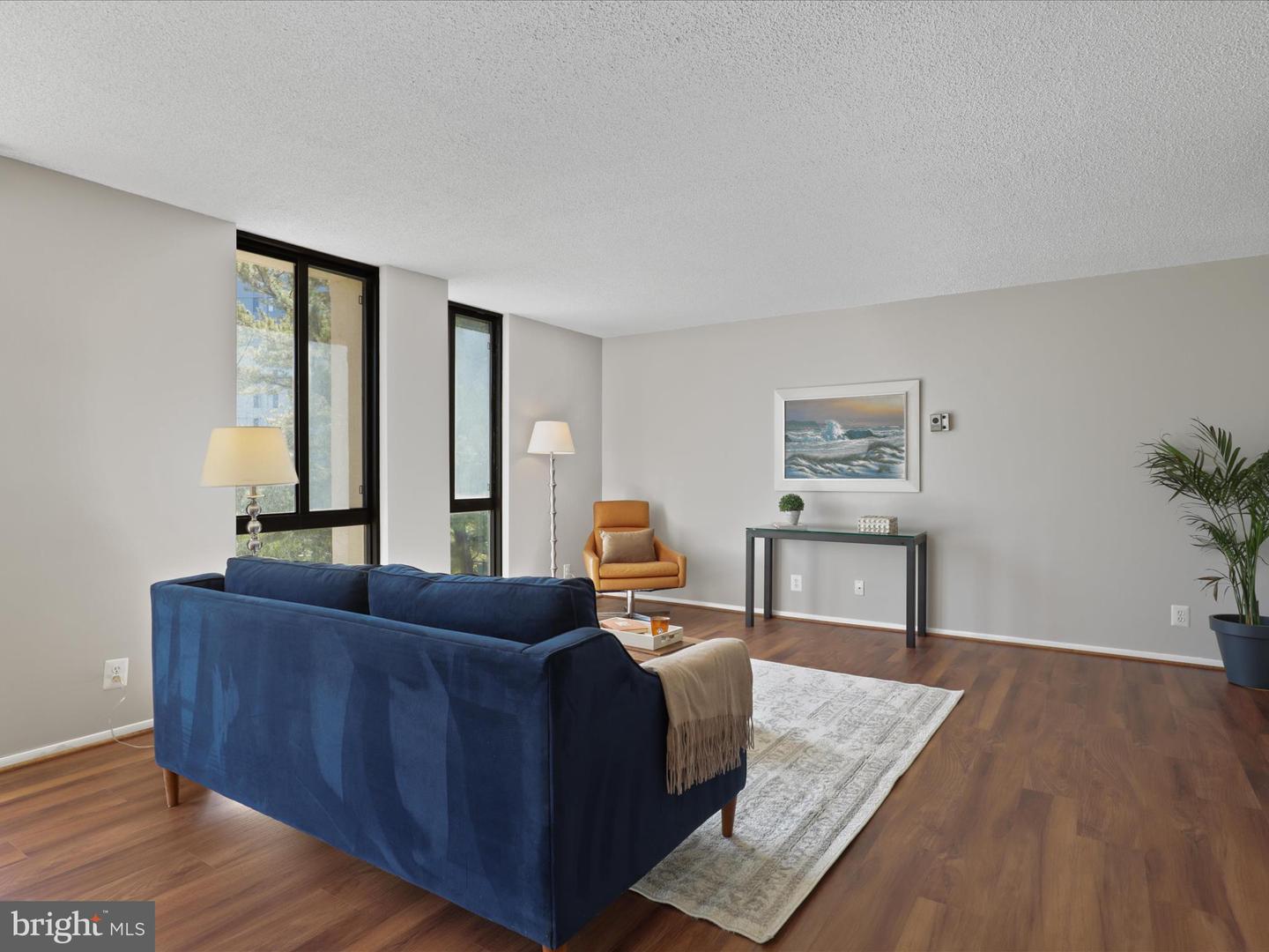 6800 FLEETWOOD RD #420, MCLEAN, Virginia 22101, 3 Bedrooms Bedrooms, ,2 BathroomsBathrooms,Residential,For sale,6800 FLEETWOOD RD #420,VAFX2274058 MLS # VAFX2274058