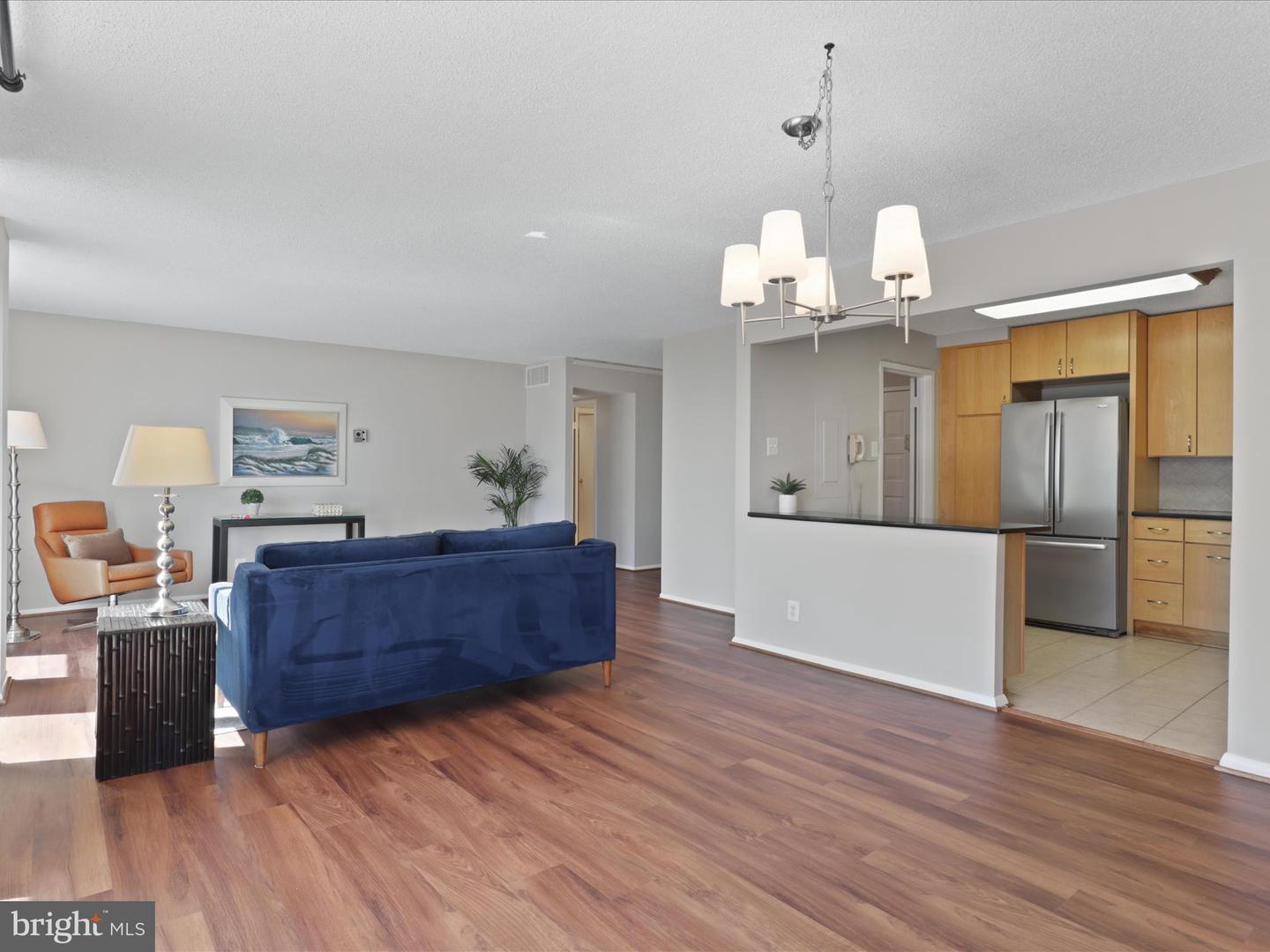 6800 FLEETWOOD RD #420, MCLEAN, Virginia 22101, 3 Bedrooms Bedrooms, ,2 BathroomsBathrooms,Residential,For sale,6800 FLEETWOOD RD #420,VAFX2274058 MLS # VAFX2274058
