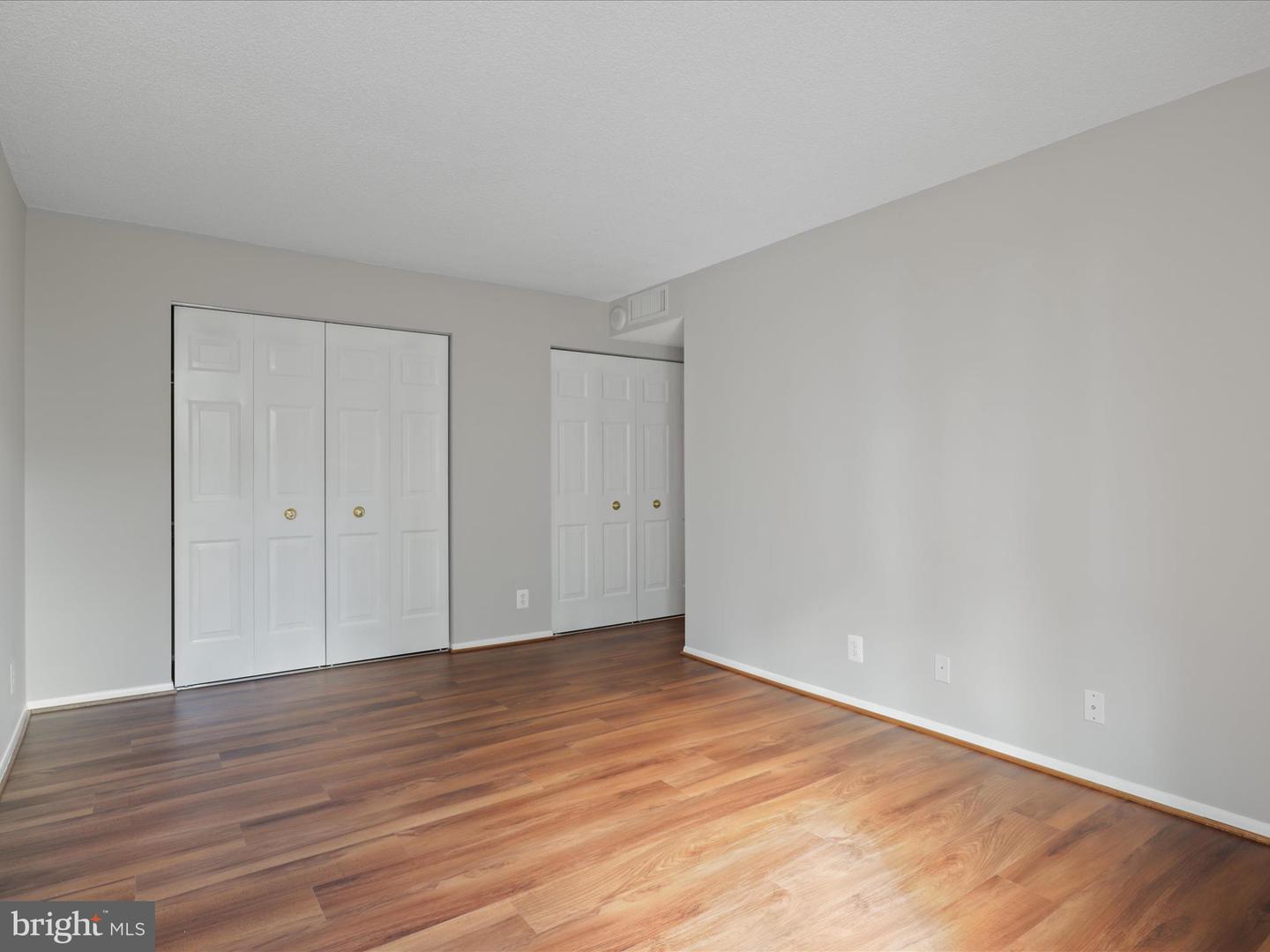 6800 FLEETWOOD RD #420, MCLEAN, Virginia 22101, 3 Bedrooms Bedrooms, ,2 BathroomsBathrooms,Residential,For sale,6800 FLEETWOOD RD #420,VAFX2274058 MLS # VAFX2274058