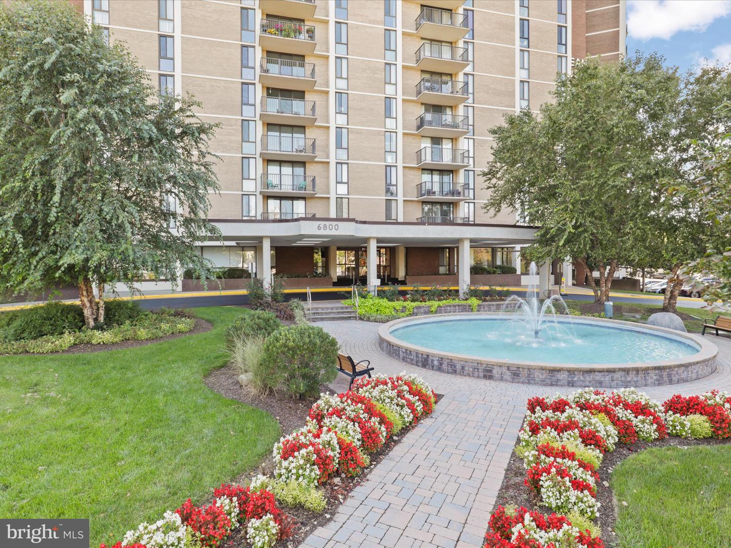 6800 FLEETWOOD RD #420, MCLEAN, Virginia 22101, 3 Bedrooms Bedrooms, ,2 BathroomsBathrooms,Residential,For sale,6800 FLEETWOOD RD #420,VAFX2274058 MLS # VAFX2274058