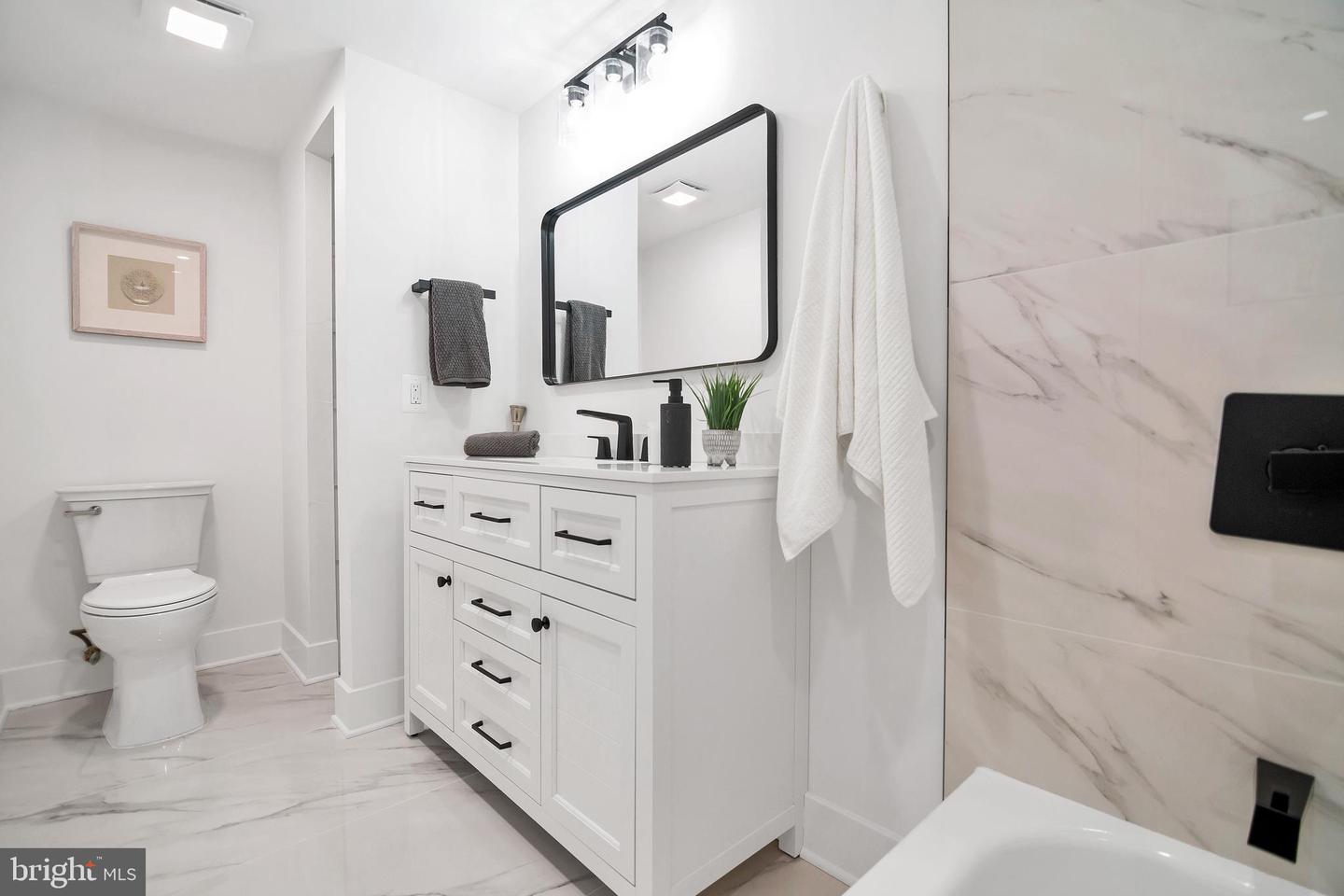 6101 EDSALL RD #602, ALEXANDRIA, Virginia 22304, 2 Bedrooms Bedrooms, ,2 BathroomsBathrooms,Residential,For sale,6101 EDSALL RD #602,VAAX2050756 MLS # VAAX2050756