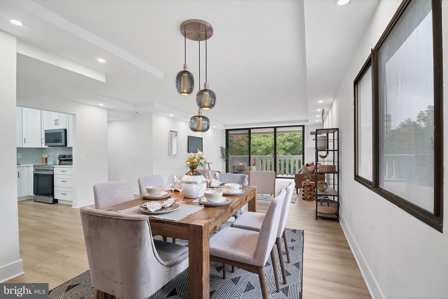 6101 EDSALL RD #602, ALEXANDRIA, Virginia 22304, 2 Bedrooms Bedrooms, ,2 BathroomsBathrooms,Residential,For sale,6101 EDSALL RD #602,VAAX2050756 MLS # VAAX2050756