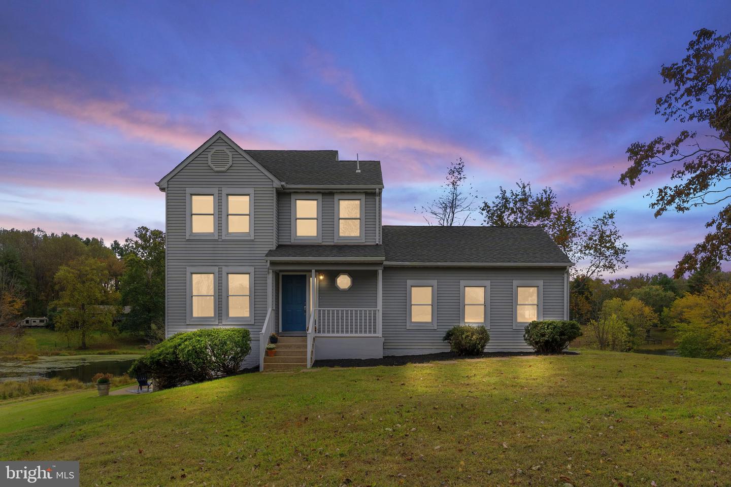 10637 CREST HILL RD, MARSHALL, Virginia 20115, 3 Bedrooms Bedrooms, ,2 BathroomsBathrooms,Residential,For sale,10637 CREST HILL RD,VAFQ2019362 MLS # VAFQ2019362