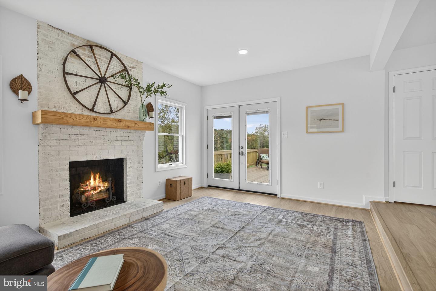 10637 CREST HILL RD, MARSHALL, Virginia 20115, 3 Bedrooms Bedrooms, ,2 BathroomsBathrooms,Residential,For sale,10637 CREST HILL RD,VAFQ2019362 MLS # VAFQ2019362