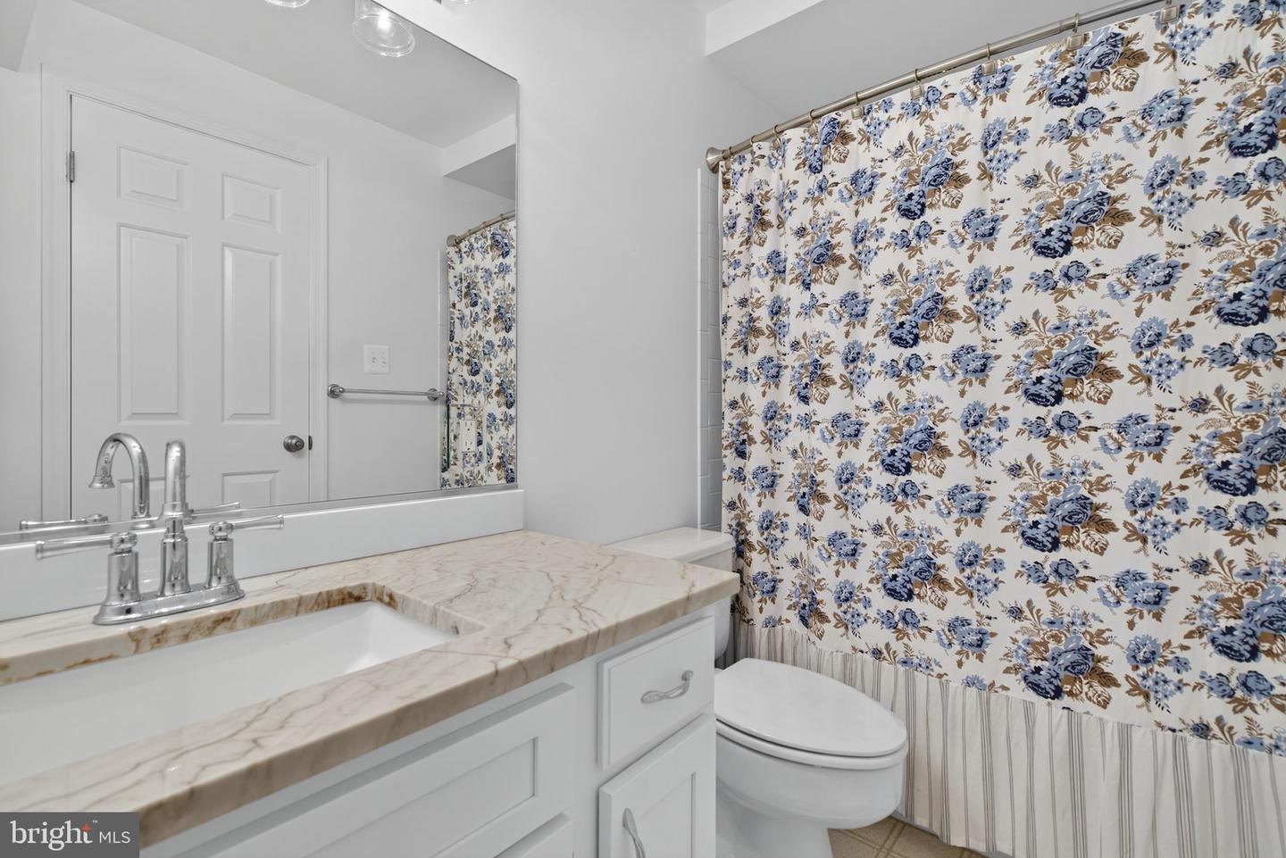 10637 CREST HILL RD, MARSHALL, Virginia 20115, 3 Bedrooms Bedrooms, ,2 BathroomsBathrooms,Residential,For sale,10637 CREST HILL RD,VAFQ2019362 MLS # VAFQ2019362
