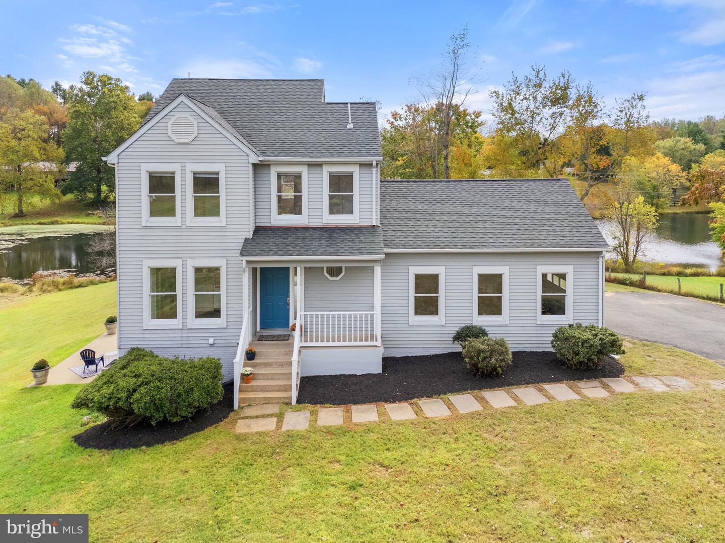 10637 CREST HILL RD, MARSHALL, Virginia 20115, 3 Bedrooms Bedrooms, ,2 BathroomsBathrooms,Residential,For sale,10637 CREST HILL RD,VAFQ2019362 MLS # VAFQ2019362