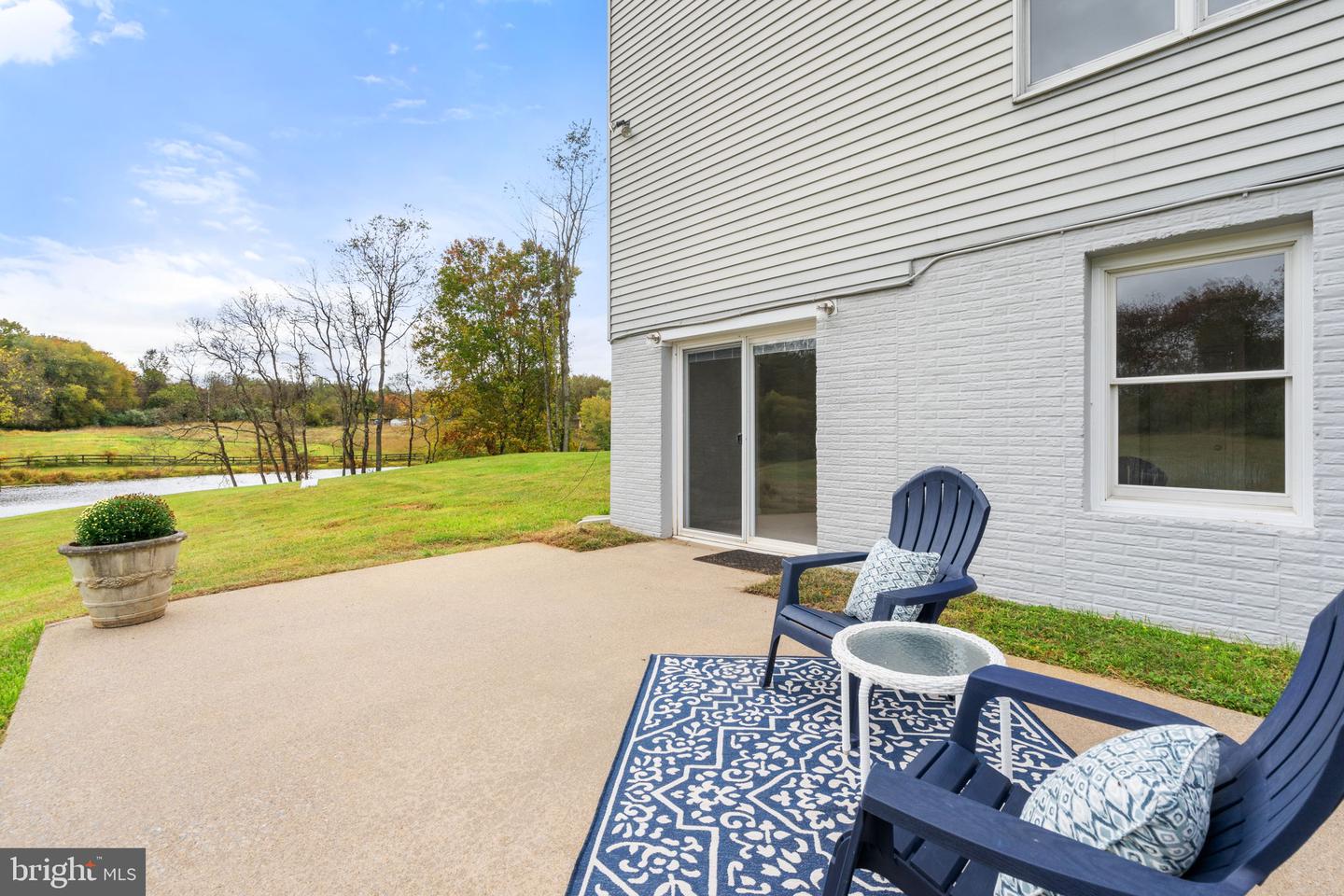 10637 CREST HILL RD, MARSHALL, Virginia 20115, 3 Bedrooms Bedrooms, ,2 BathroomsBathrooms,Residential,For sale,10637 CREST HILL RD,VAFQ2019362 MLS # VAFQ2019362