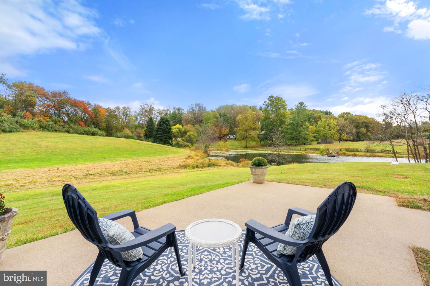 10637 CREST HILL RD, MARSHALL, Virginia 20115, 3 Bedrooms Bedrooms, ,2 BathroomsBathrooms,Residential,For sale,10637 CREST HILL RD,VAFQ2019362 MLS # VAFQ2019362