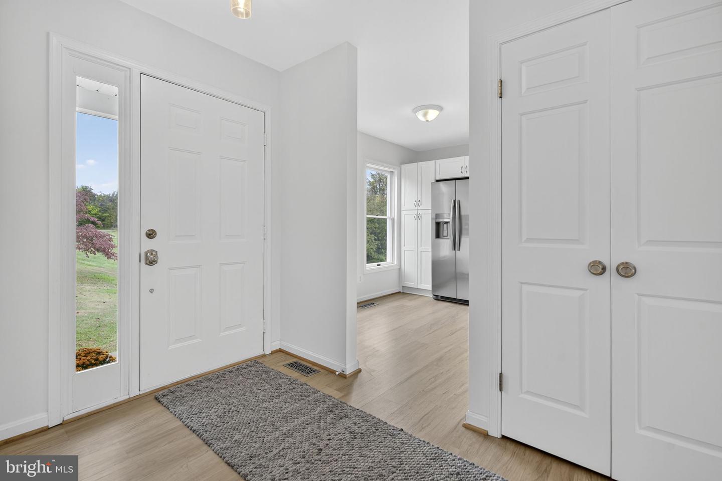 10637 CREST HILL RD, MARSHALL, Virginia 20115, 3 Bedrooms Bedrooms, ,2 BathroomsBathrooms,Residential,For sale,10637 CREST HILL RD,VAFQ2019362 MLS # VAFQ2019362