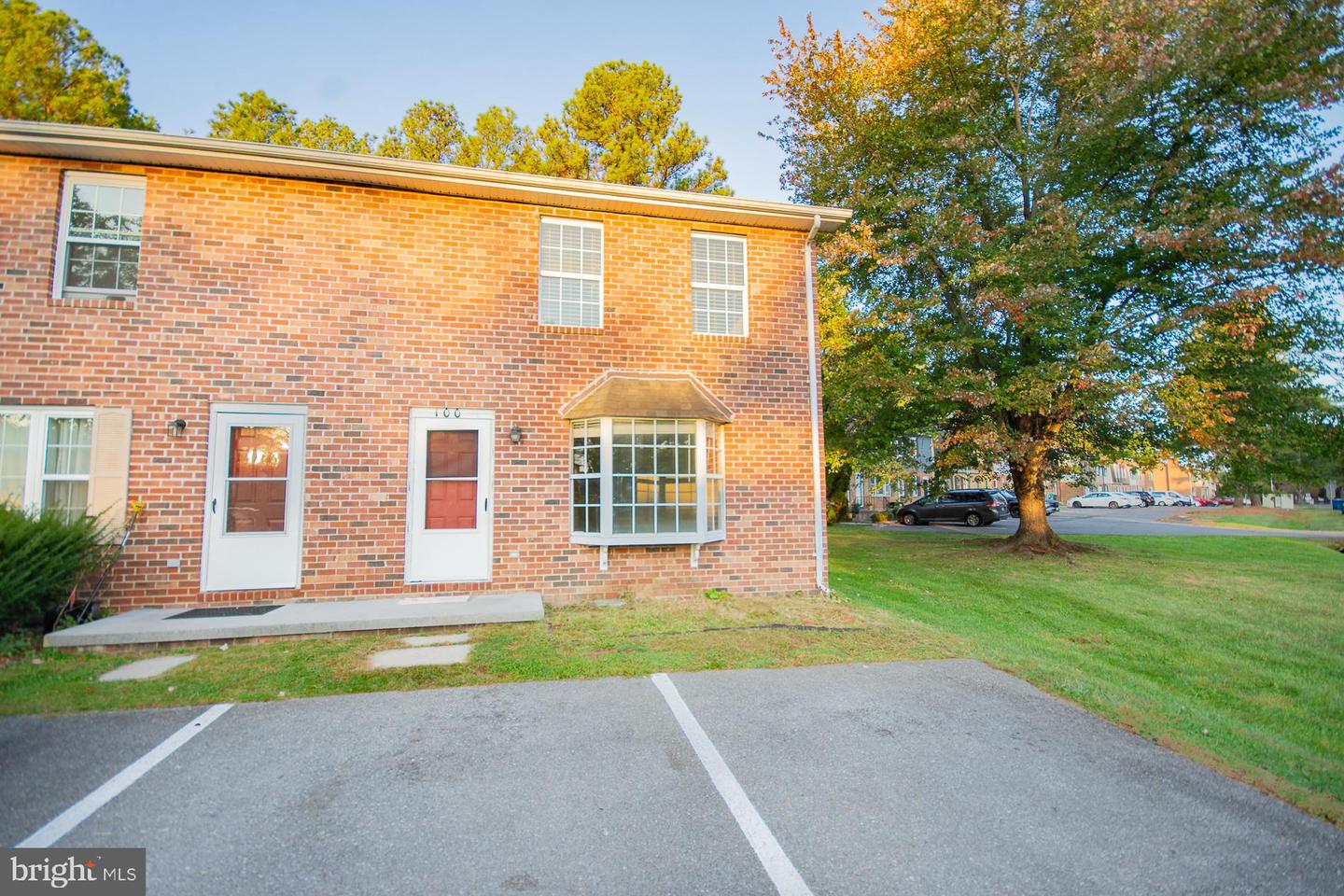 100 WARREN CIR, STEPHENS CITY, Virginia 22655, 3 Bedrooms Bedrooms, ,1 BathroomBathrooms,Residential,For sale,100 WARREN CIR,VAFV2037362 MLS # VAFV2037362