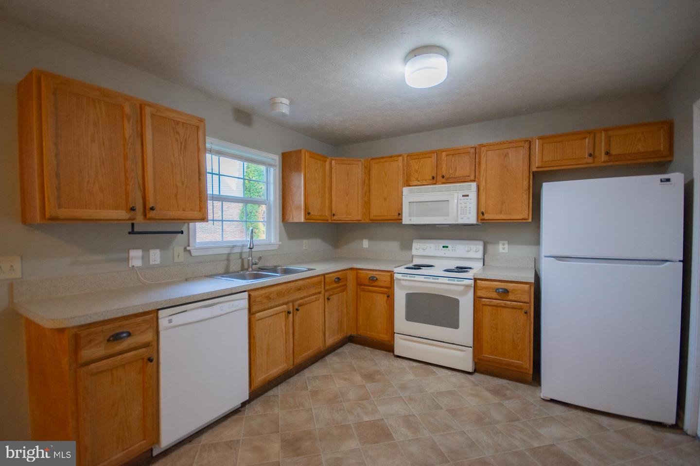 100 WARREN CIR, STEPHENS CITY, Virginia 22655, 3 Bedrooms Bedrooms, ,1 BathroomBathrooms,Residential,For sale,100 WARREN CIR,VAFV2037362 MLS # VAFV2037362