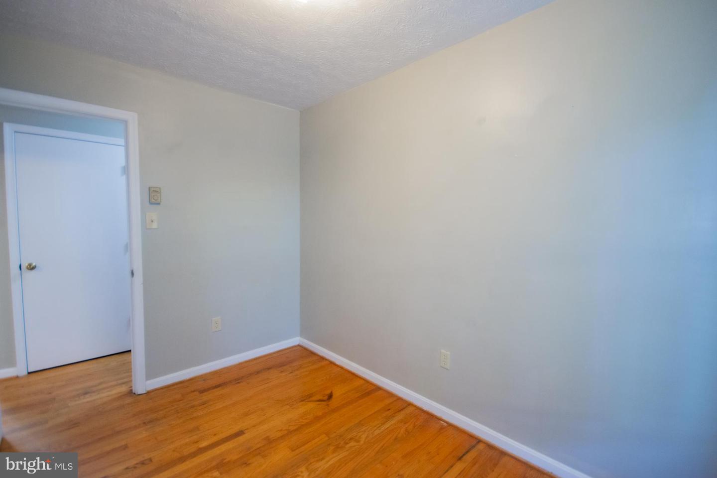 100 WARREN CIR, STEPHENS CITY, Virginia 22655, 3 Bedrooms Bedrooms, ,1 BathroomBathrooms,Residential,For sale,100 WARREN CIR,VAFV2037362 MLS # VAFV2037362