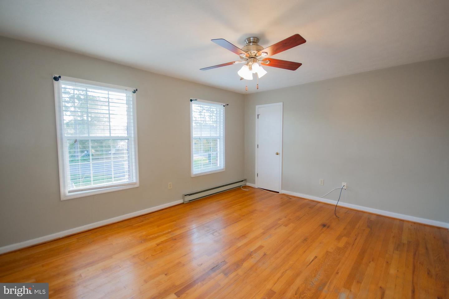 100 WARREN CIR, STEPHENS CITY, Virginia 22655, 3 Bedrooms Bedrooms, ,1 BathroomBathrooms,Residential,For sale,100 WARREN CIR,VAFV2037362 MLS # VAFV2037362