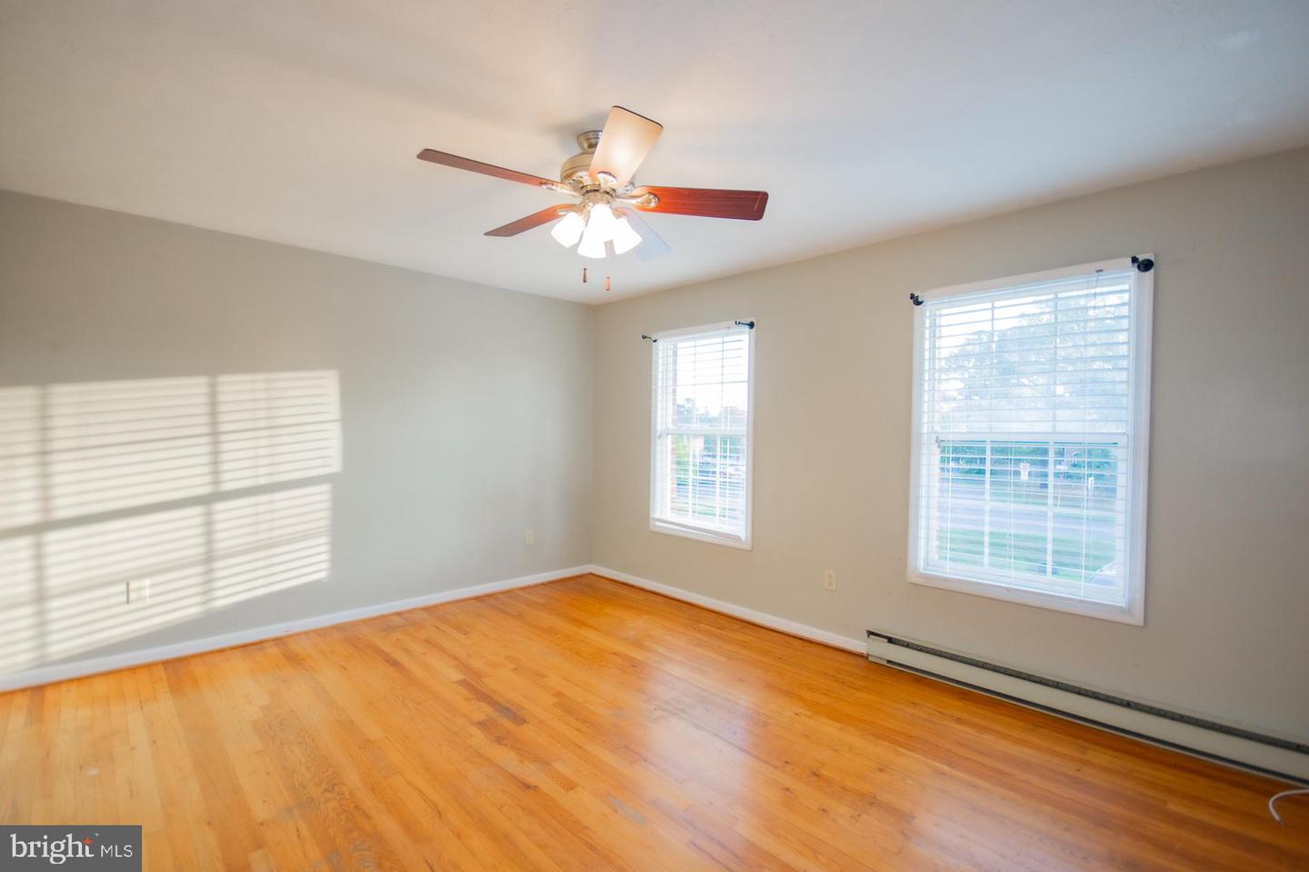 100 WARREN CIR, STEPHENS CITY, Virginia 22655, 3 Bedrooms Bedrooms, ,1 BathroomBathrooms,Residential,For sale,100 WARREN CIR,VAFV2037362 MLS # VAFV2037362