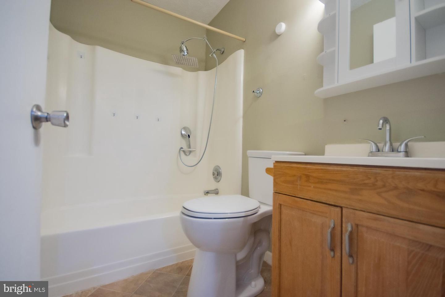 100 WARREN CIR, STEPHENS CITY, Virginia 22655, 3 Bedrooms Bedrooms, ,1 BathroomBathrooms,Residential,For sale,100 WARREN CIR,VAFV2037362 MLS # VAFV2037362