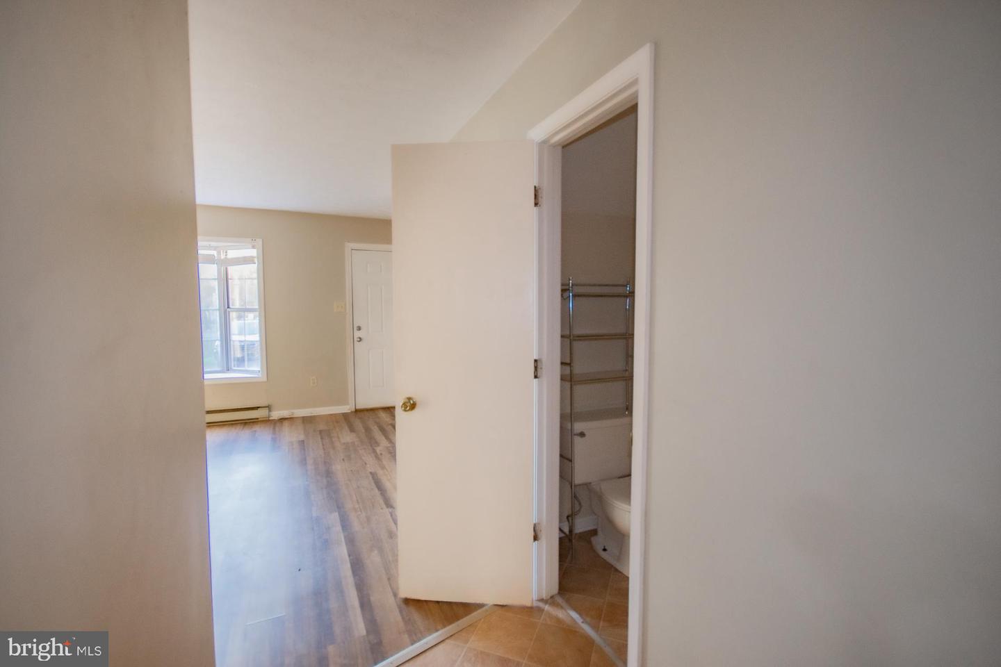 100 WARREN CIR, STEPHENS CITY, Virginia 22655, 3 Bedrooms Bedrooms, ,1 BathroomBathrooms,Residential,For sale,100 WARREN CIR,VAFV2037362 MLS # VAFV2037362