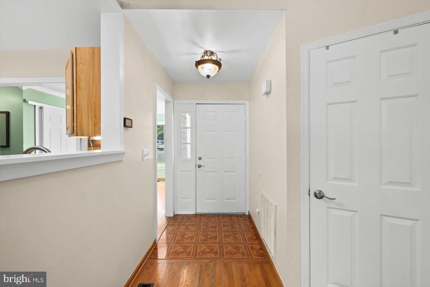 7404 DREW LN, FREDERICKSBURG, Virginia 22407, 3 Bedrooms Bedrooms, 5 Rooms Rooms,2 BathroomsBathrooms,Residential,For sale,7404 DREW LN,VASP2036926 MLS # VASP2036926