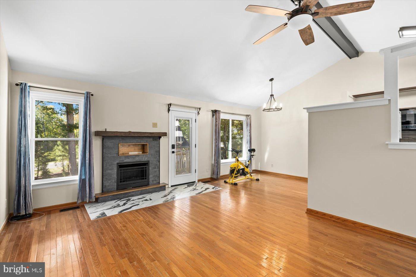 7404 DREW LN, FREDERICKSBURG, Virginia 22407, 3 Bedrooms Bedrooms, 5 Rooms Rooms,2 BathroomsBathrooms,Residential,For sale,7404 DREW LN,VASP2036926 MLS # VASP2036926