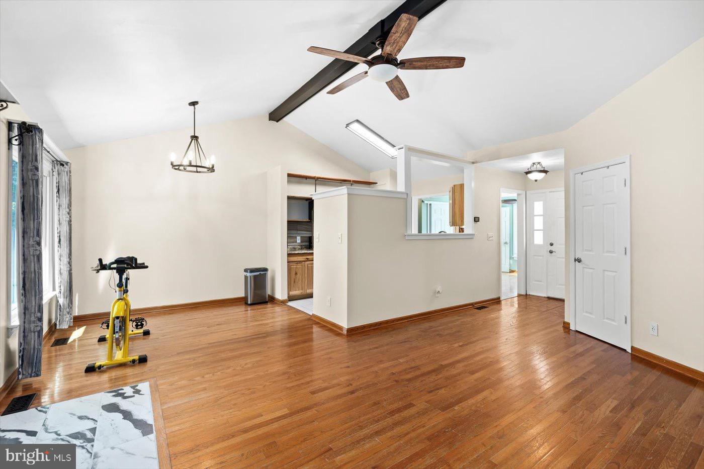 7404 DREW LN, FREDERICKSBURG, Virginia 22407, 3 Bedrooms Bedrooms, 5 Rooms Rooms,2 BathroomsBathrooms,Residential,For sale,7404 DREW LN,VASP2036926 MLS # VASP2036926