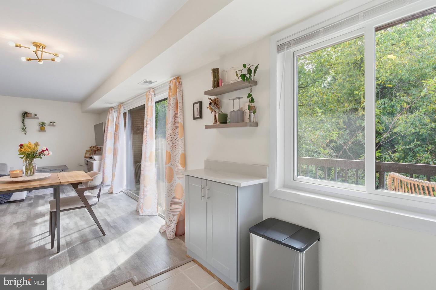 3230 S 28TH ST #401, ALEXANDRIA, Virginia 22302, 1 Bedroom Bedrooms, ,1 BathroomBathrooms,Residential,For sale,3230 S 28TH ST #401,VAAX2050854 MLS # VAAX2050854