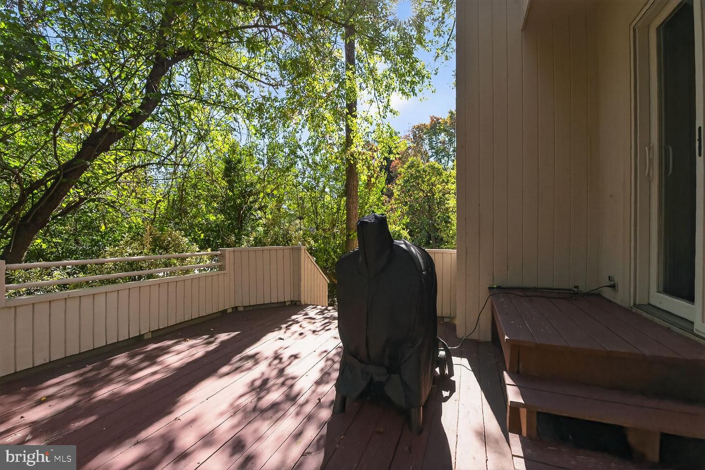 2031 BEACON PL, RESTON, Virginia 20191, 4 Bedrooms Bedrooms, ,3 BathroomsBathrooms,Residential,For sale,2031 BEACON PL,VAFX2274190 MLS # VAFX2274190
