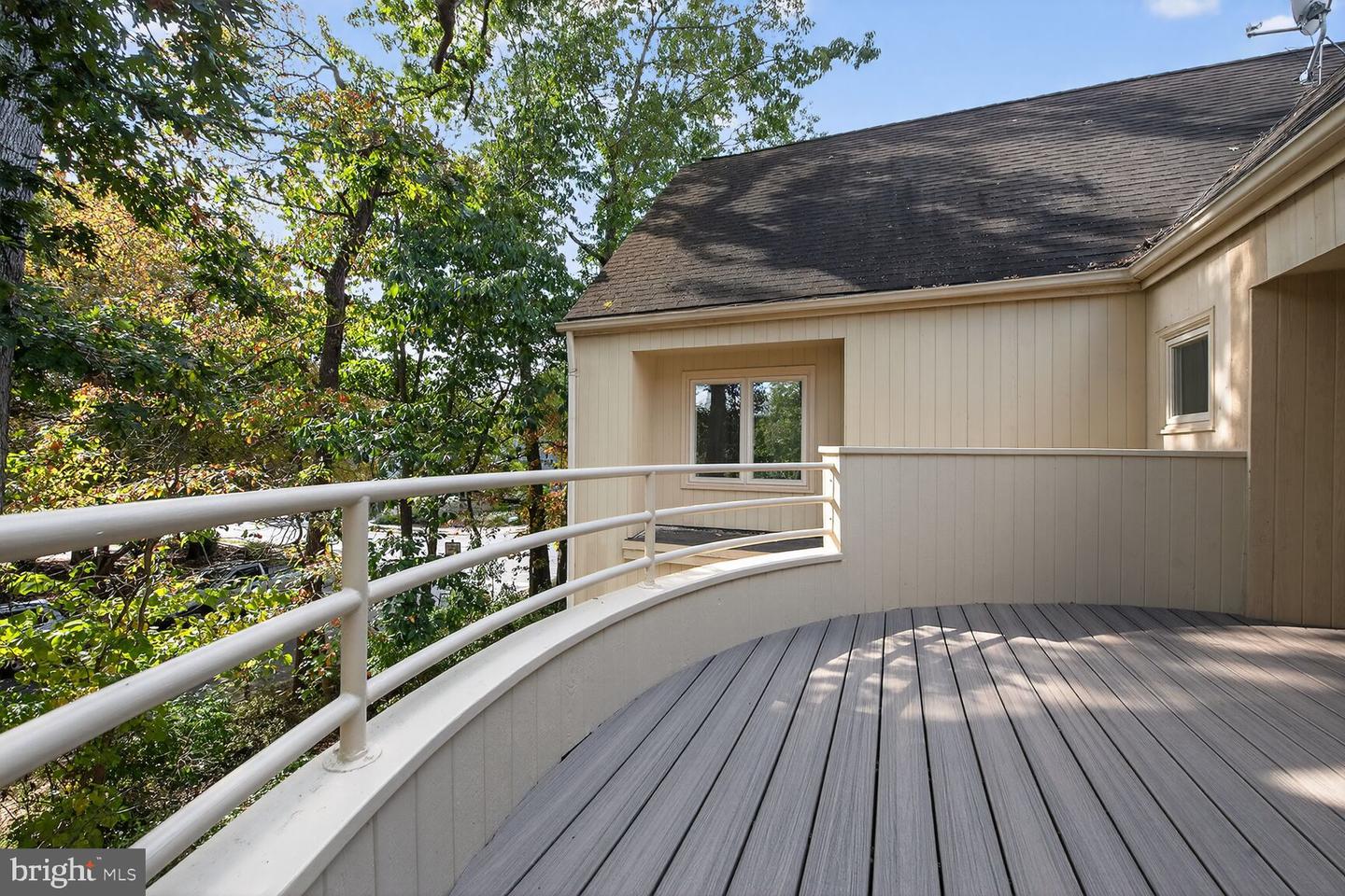 2031 BEACON PL, RESTON, Virginia 20191, 4 Bedrooms Bedrooms, ,3 BathroomsBathrooms,Residential,For sale,2031 BEACON PL,VAFX2274190 MLS # VAFX2274190