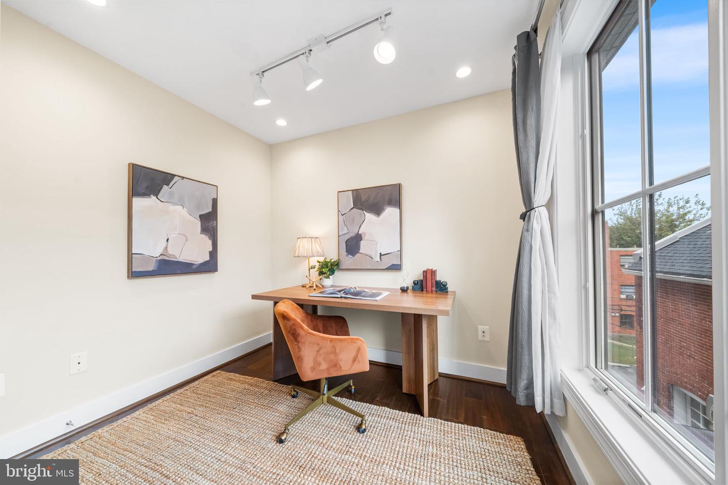 625 PARK RD NW #304, WASHINGTON, District Of Columbia 20010, 2 Bedrooms Bedrooms, ,2 BathroomsBathrooms,Residential,For sale,625 PARK RD NW #304,DCDC2226942 MLS # DCDC2226942