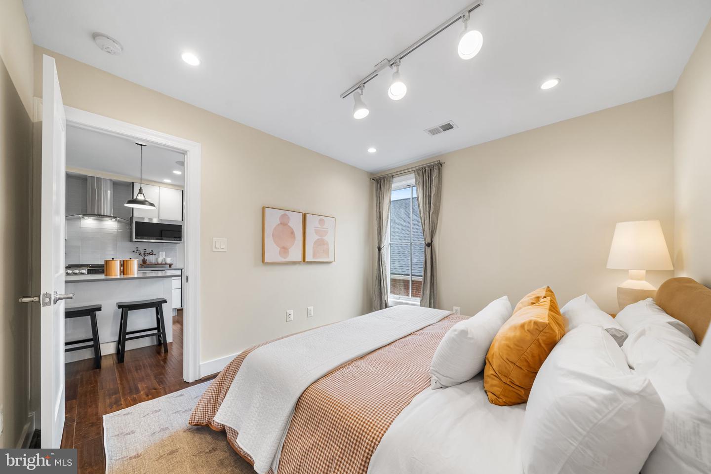 625 PARK RD NW #304, WASHINGTON, District Of Columbia 20010, 2 Bedrooms Bedrooms, ,2 BathroomsBathrooms,Residential,For sale,625 PARK RD NW #304,DCDC2226942 MLS # DCDC2226942