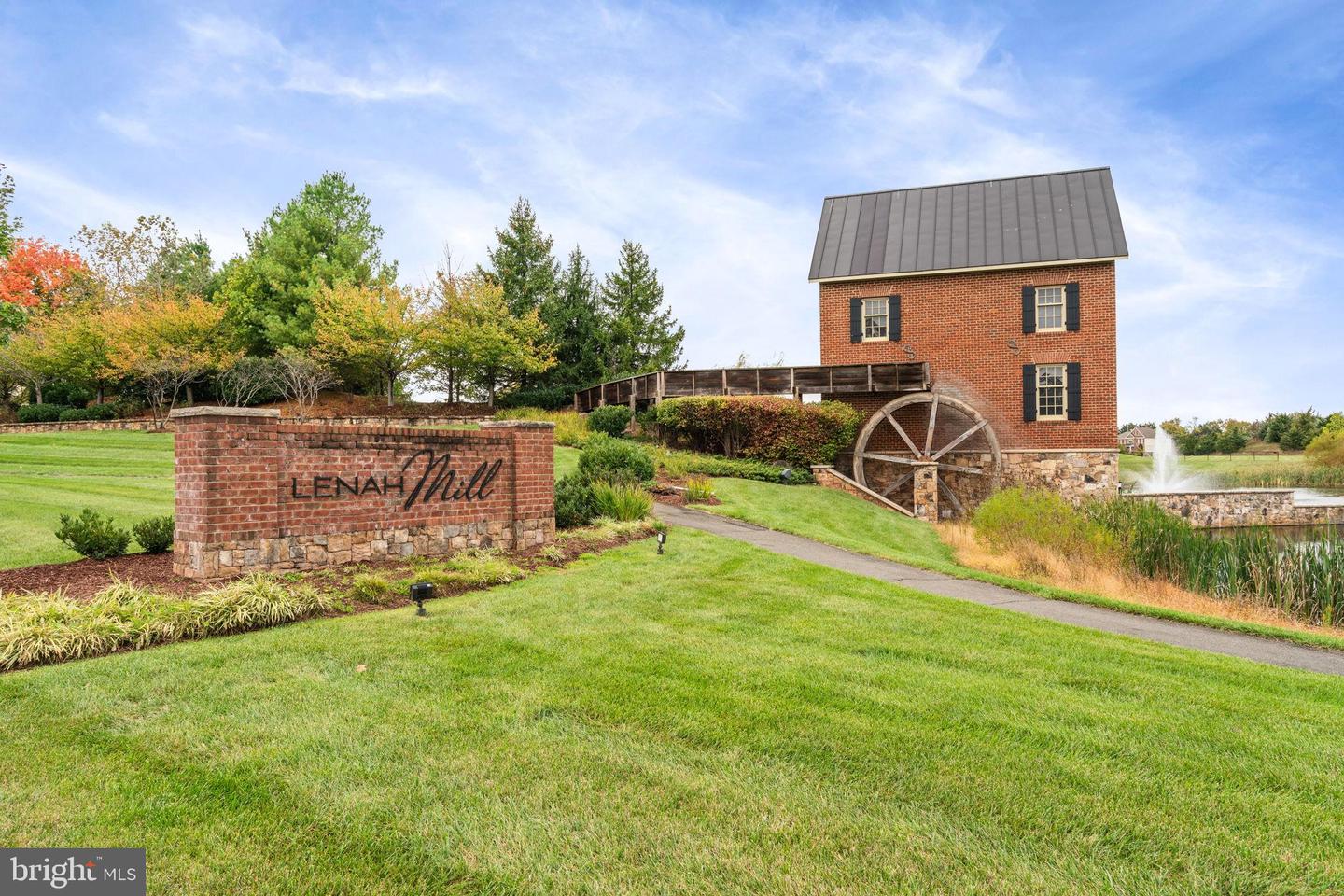 24878 LENAH CROSSING DR, ALDIE, Virginia 20105, 4 Bedrooms Bedrooms, 15 Rooms Rooms,4 BathroomsBathrooms,Residential,For sale,24878 LENAH CROSSING DR,VALO2108882 MLS # VALO2108882