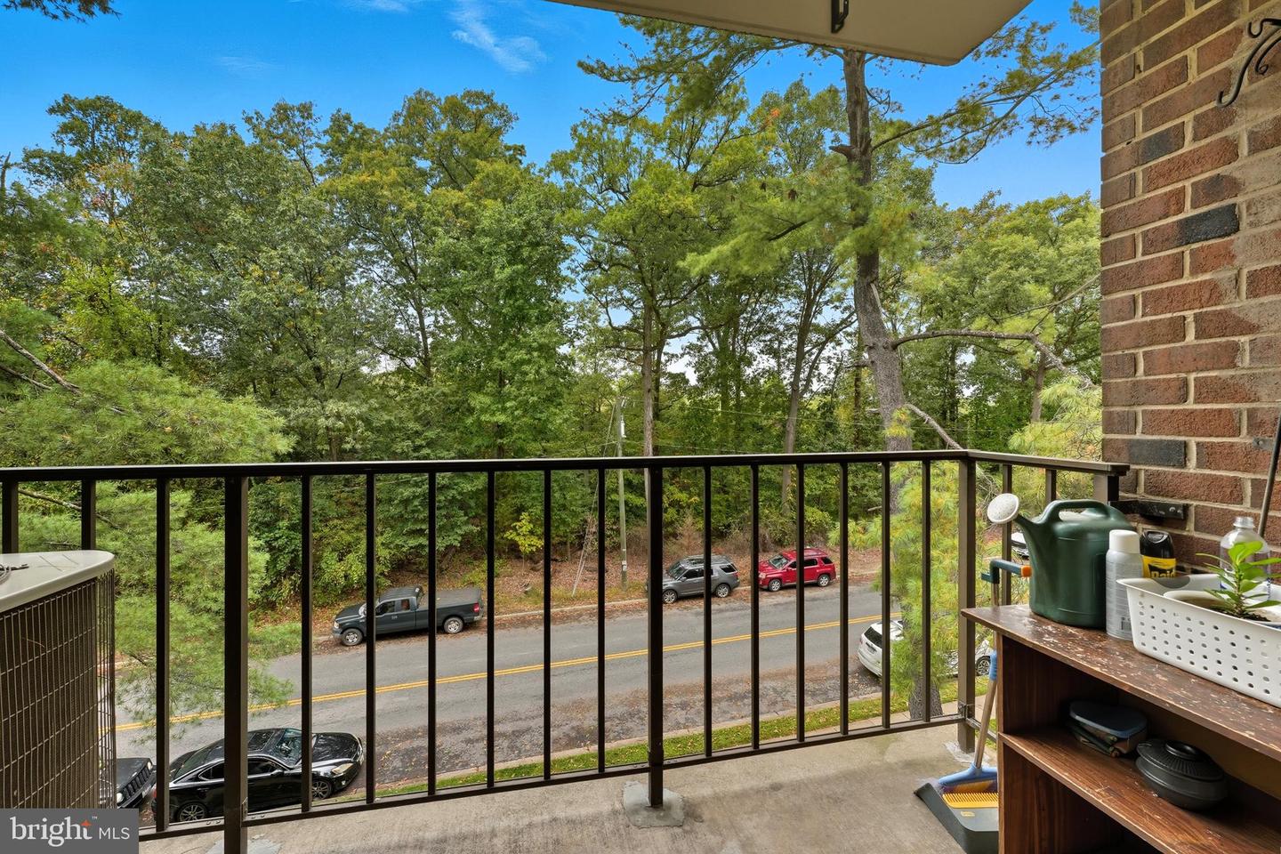 4408 ISLAND PL #202, ANNANDALE, Virginia 22003, 3 Bedrooms Bedrooms, ,2 BathroomsBathrooms,Residential,For sale,4408 ISLAND PL #202,VAFX2274318 MLS # VAFX2274318