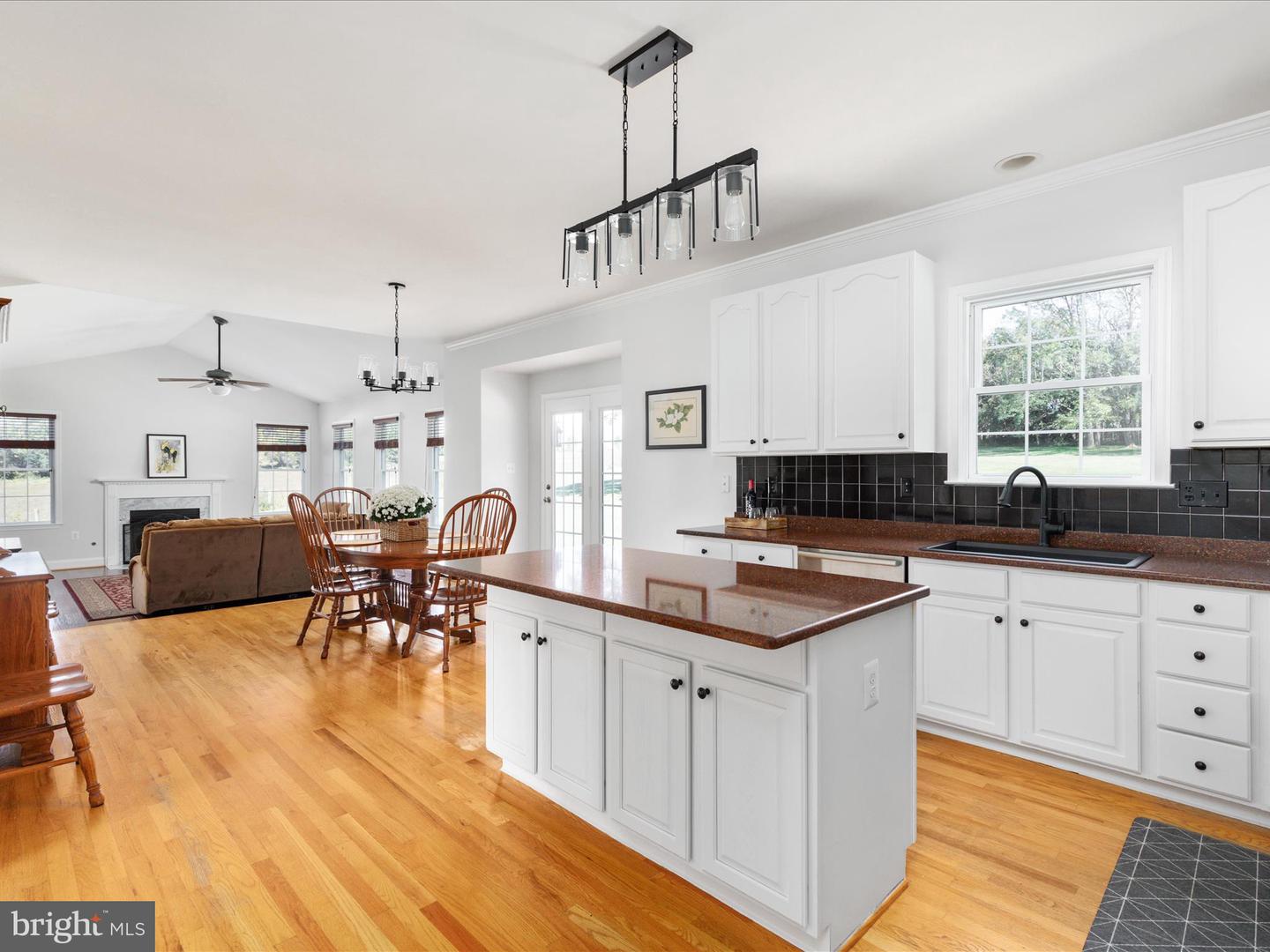 40462 LOVETTSVILLE RD, LOVETTSVILLE, Virginia 20180, 4 Bedrooms Bedrooms, ,2 BathroomsBathrooms,Residential,For sale,40462 LOVETTSVILLE RD,VALO2108908 MLS # VALO2108908