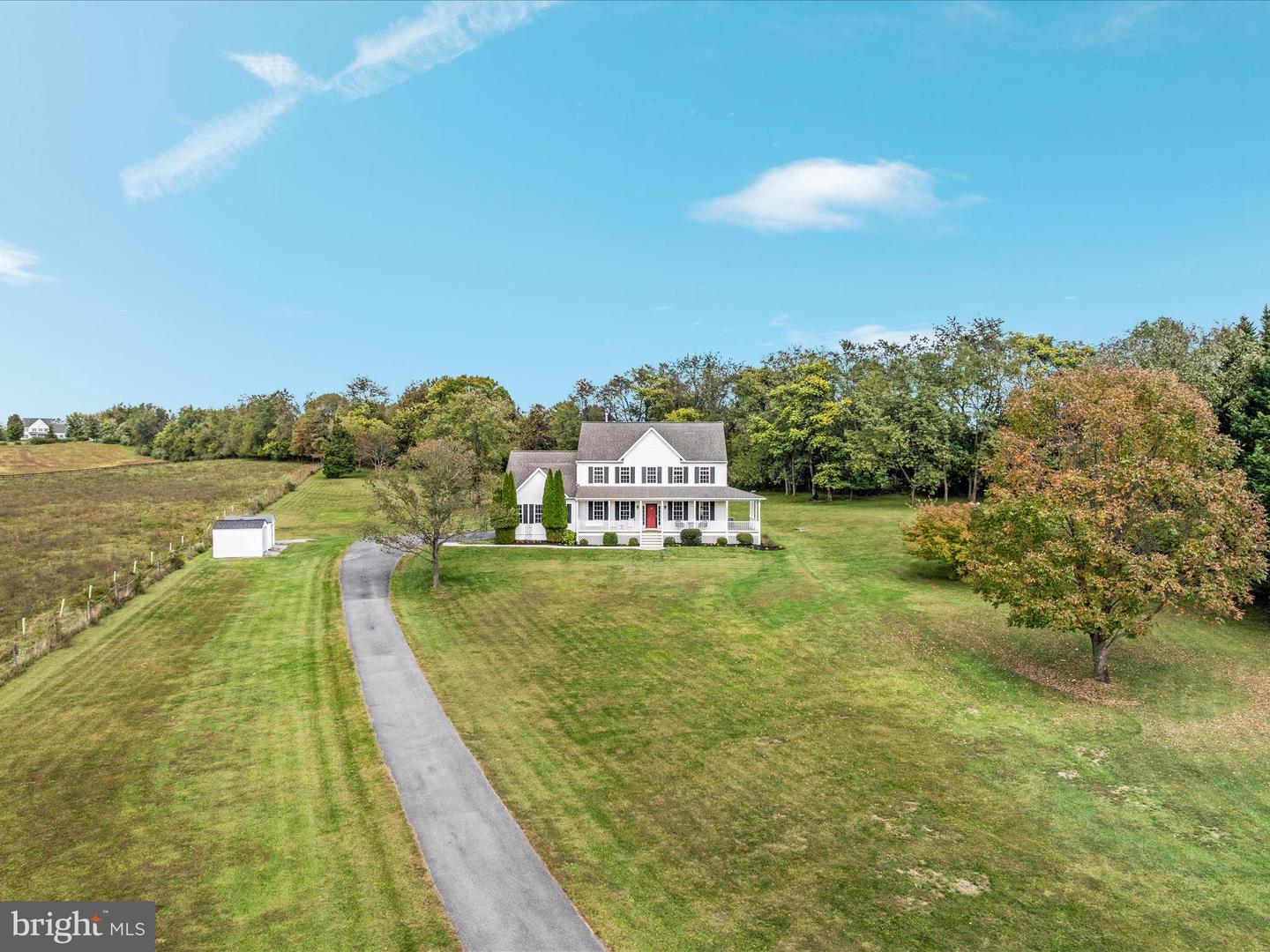 40462 LOVETTSVILLE RD, LOVETTSVILLE, Virginia 20180, 4 Bedrooms Bedrooms, ,2 BathroomsBathrooms,Residential,For sale,40462 LOVETTSVILLE RD,VALO2108908 MLS # VALO2108908