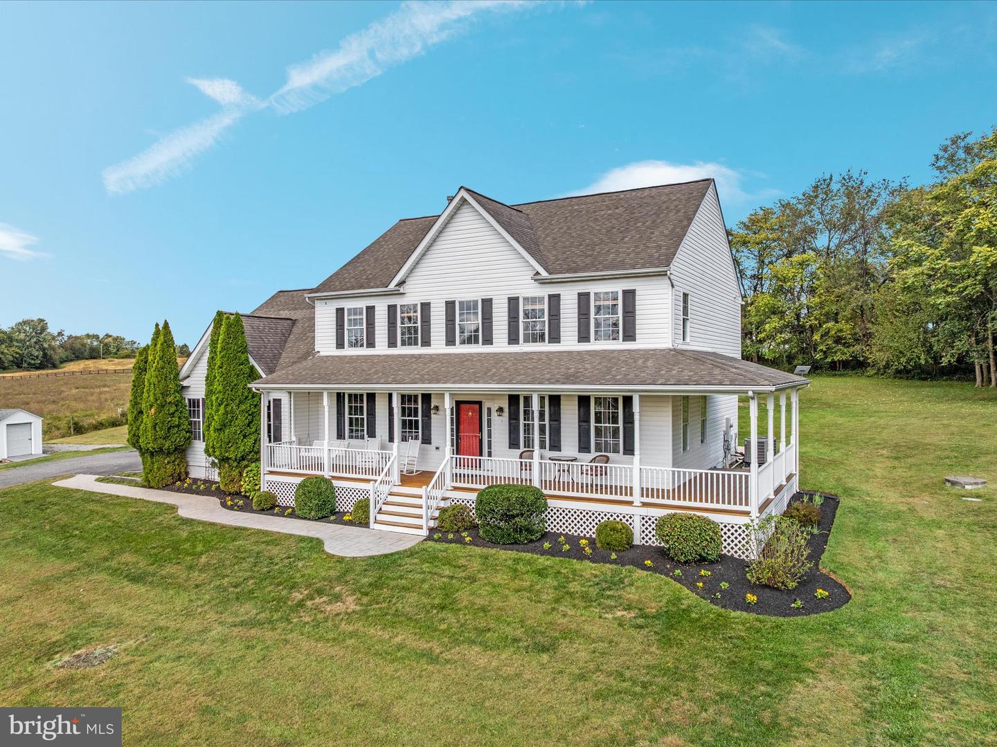 40462 LOVETTSVILLE RD, LOVETTSVILLE, Virginia 20180, 4 Bedrooms Bedrooms, ,2 BathroomsBathrooms,Residential,For sale,40462 LOVETTSVILLE RD,VALO2108908 MLS # VALO2108908