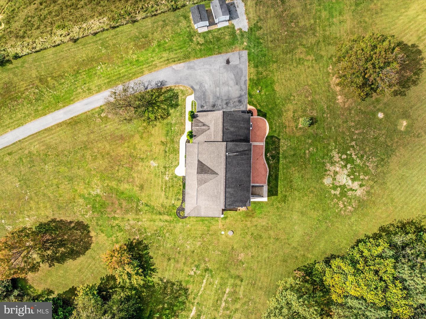 40462 LOVETTSVILLE RD, LOVETTSVILLE, Virginia 20180, 4 Bedrooms Bedrooms, ,2 BathroomsBathrooms,Residential,For sale,40462 LOVETTSVILLE RD,VALO2108908 MLS # VALO2108908