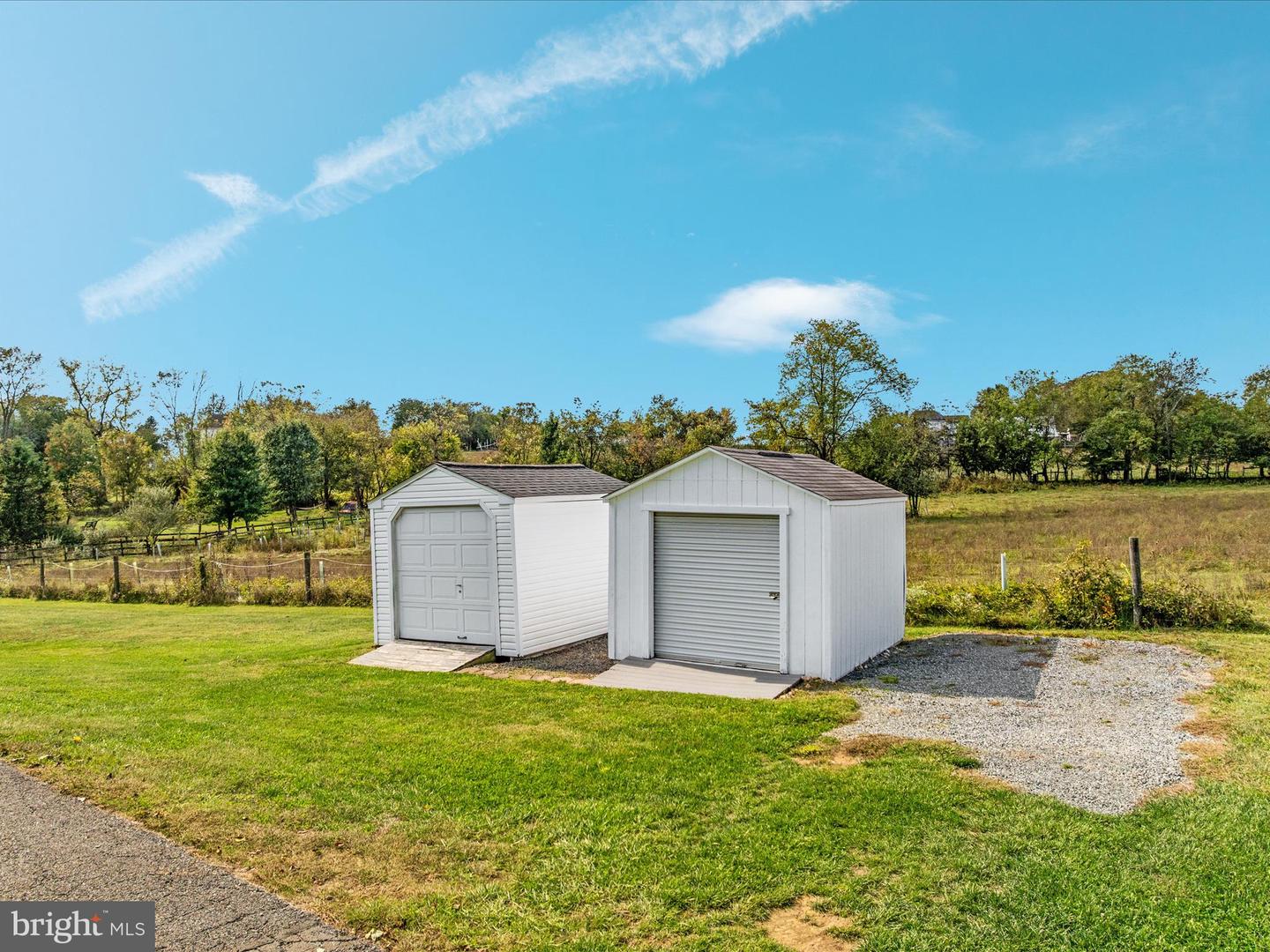 40462 LOVETTSVILLE RD, LOVETTSVILLE, Virginia 20180, 4 Bedrooms Bedrooms, ,2 BathroomsBathrooms,Residential,For sale,40462 LOVETTSVILLE RD,VALO2108908 MLS # VALO2108908
