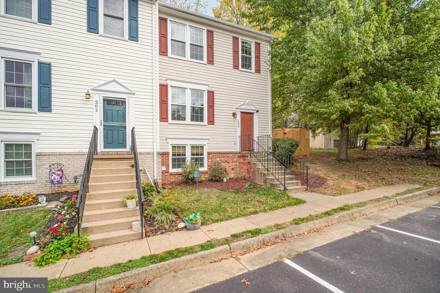 200 BEN NEUIS PL, FREDERICKSBURG, Virginia 22405, 3 Bedrooms Bedrooms, ,1 BathroomBathrooms,Residential,For sale,200 BEN NEUIS PL,VAST2043484 MLS # VAST2043484