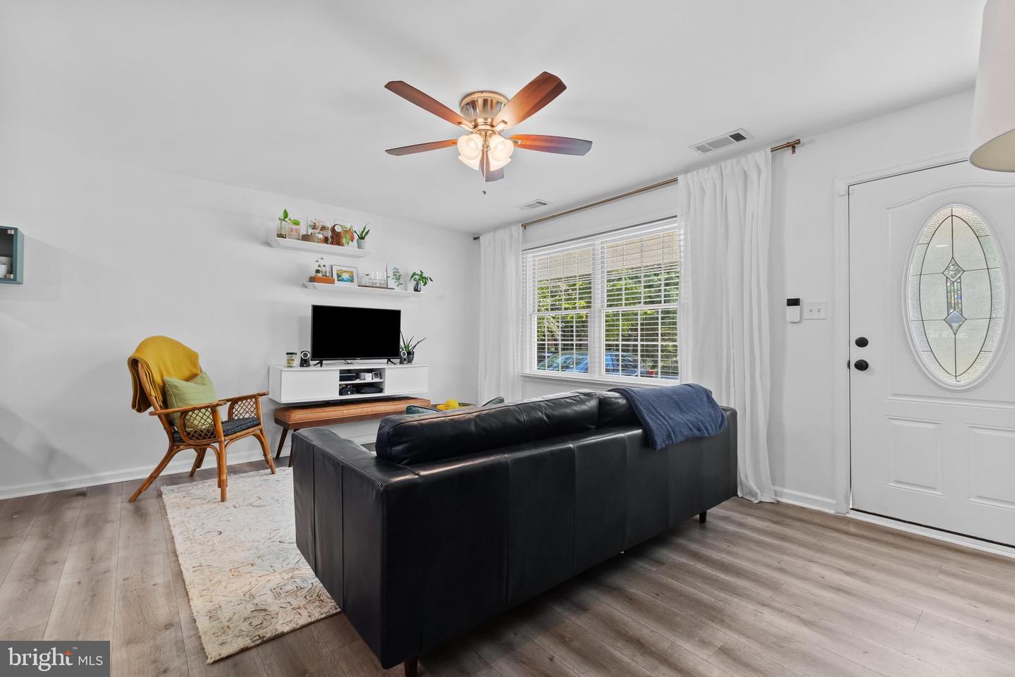 4402 WYRES ST, ALEXANDRIA, Virginia 22309, 4 Bedrooms Bedrooms, 6 Rooms Rooms,2 BathroomsBathrooms,Residential,For sale,4402 WYRES ST,VAFX2274364 MLS # VAFX2274364