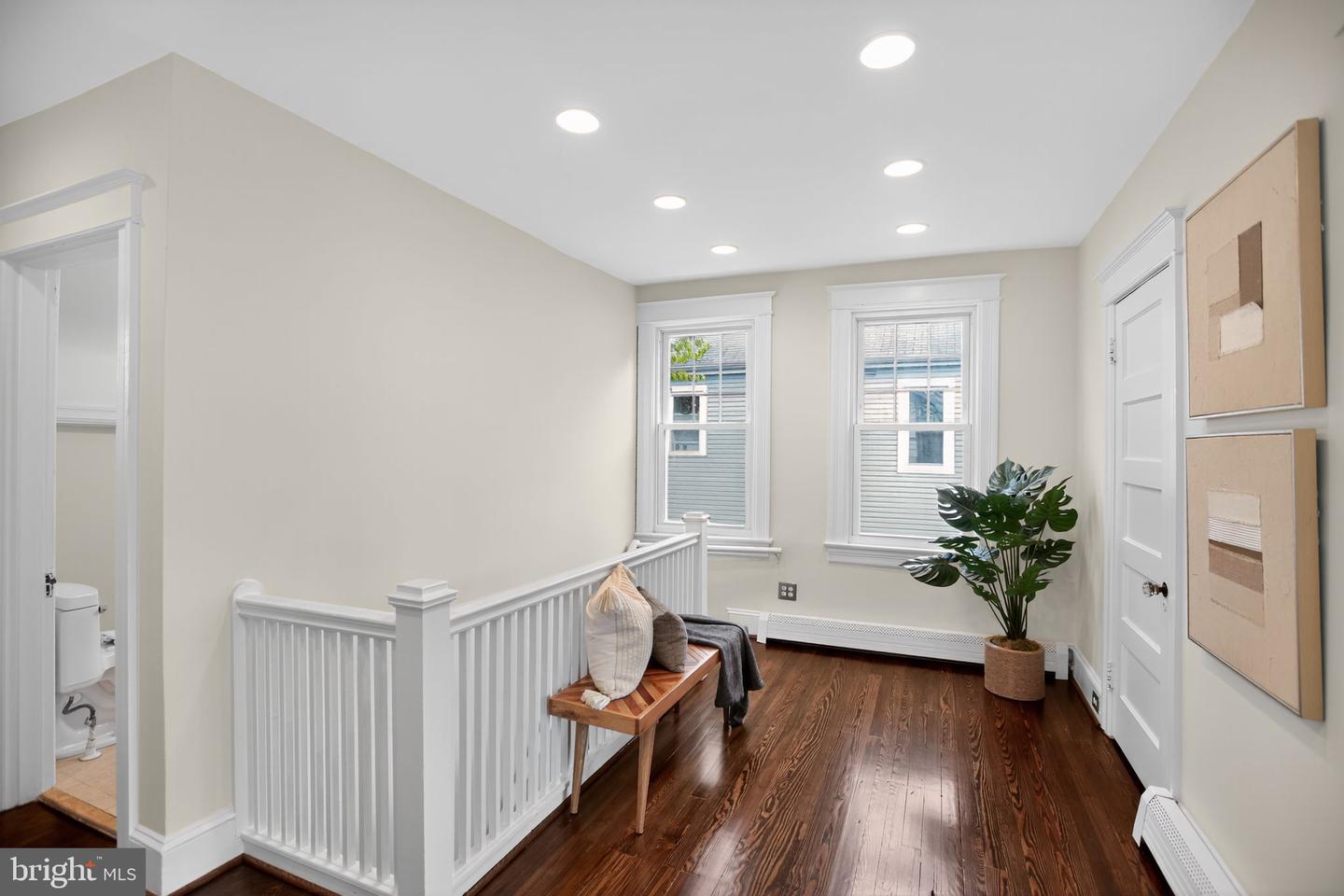 1802 LAWRENCE ST NE, WASHINGTON, District Of Columbia 20018, 3 Bedrooms Bedrooms, 8 Rooms Rooms,2 BathroomsBathrooms,Residential,For sale,1802 LAWRENCE ST NE,DCDC2227114 MLS # DCDC2227114