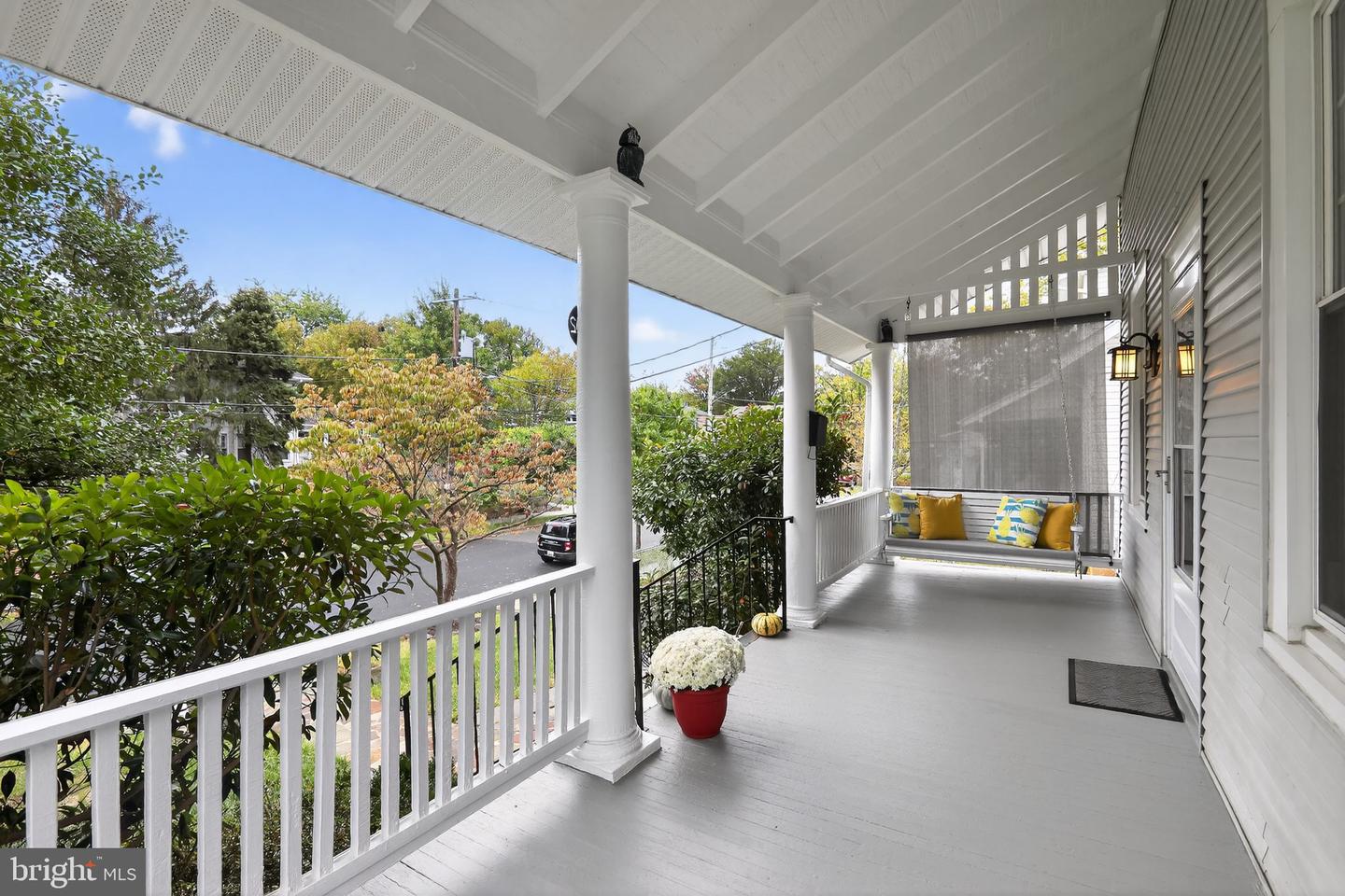 1802 LAWRENCE ST NE, WASHINGTON, District Of Columbia 20018, 3 Bedrooms Bedrooms, 8 Rooms Rooms,2 BathroomsBathrooms,Residential,For sale,1802 LAWRENCE ST NE,DCDC2227114 MLS # DCDC2227114