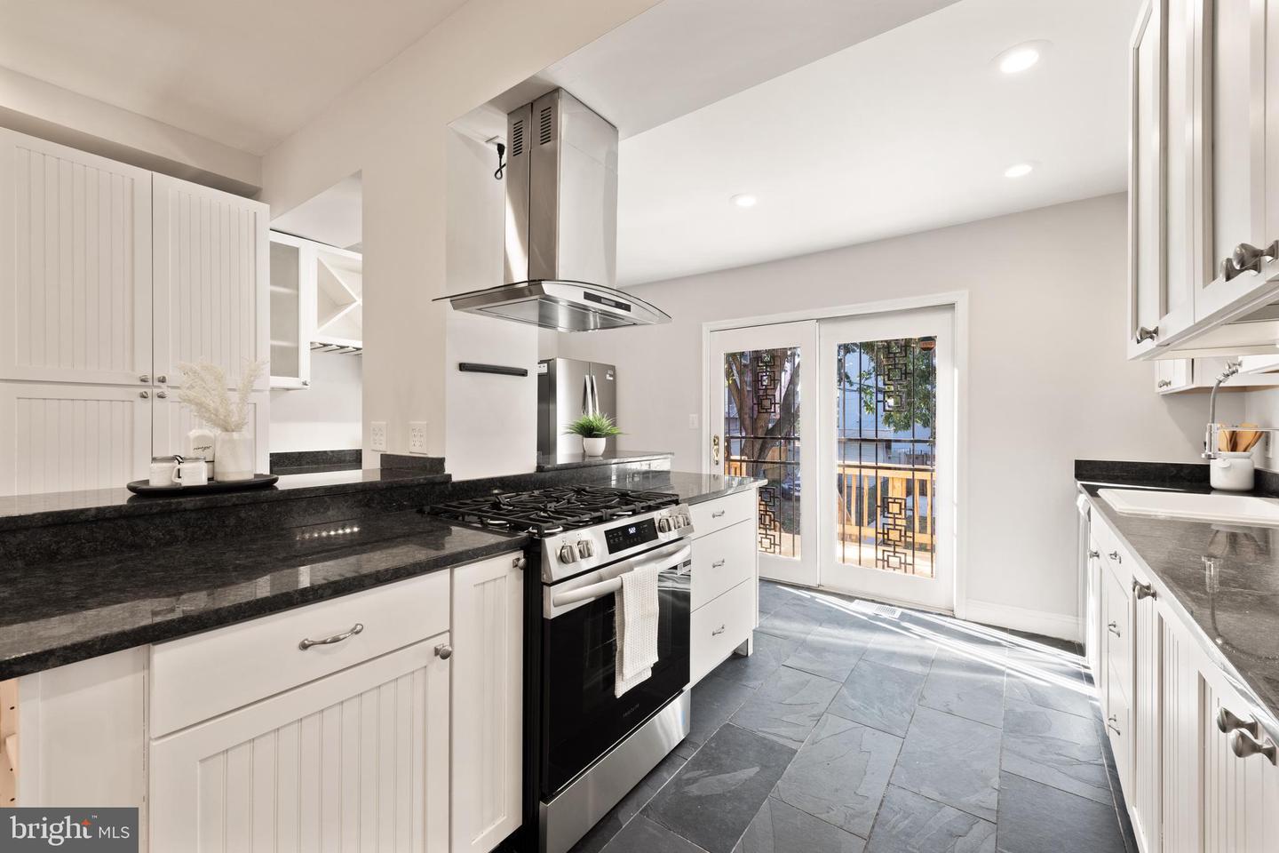 1427 MORSE ST NE, WASHINGTON, District Of Columbia 20002, 3 Bedrooms Bedrooms, ,2 BathroomsBathrooms,Residential,For sale,1427 MORSE ST NE,DCDC2227116 MLS # DCDC2227116