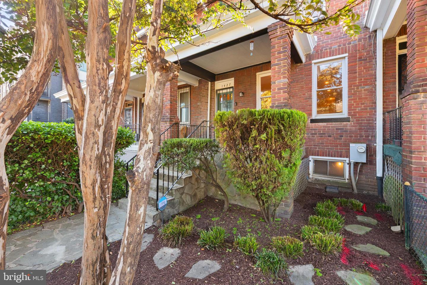1427 MORSE ST NE, WASHINGTON, District Of Columbia 20002, 3 Bedrooms Bedrooms, ,2 BathroomsBathrooms,Residential,For sale,1427 MORSE ST NE,DCDC2227116 MLS # DCDC2227116