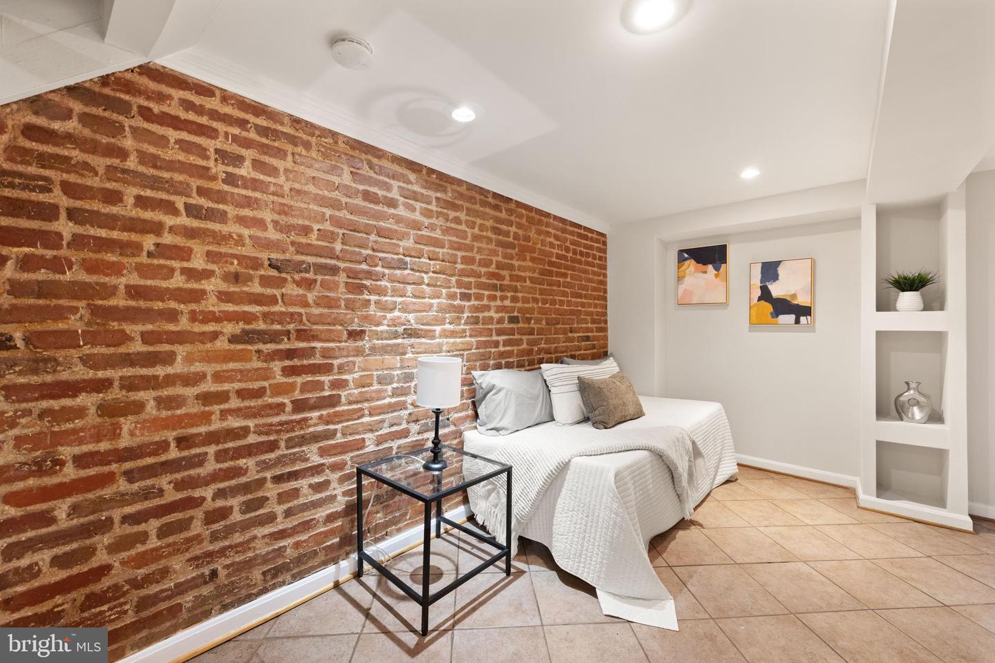 1427 MORSE ST NE, WASHINGTON, District Of Columbia 20002, 3 Bedrooms Bedrooms, ,2 BathroomsBathrooms,Residential,For sale,1427 MORSE ST NE,DCDC2227116 MLS # DCDC2227116