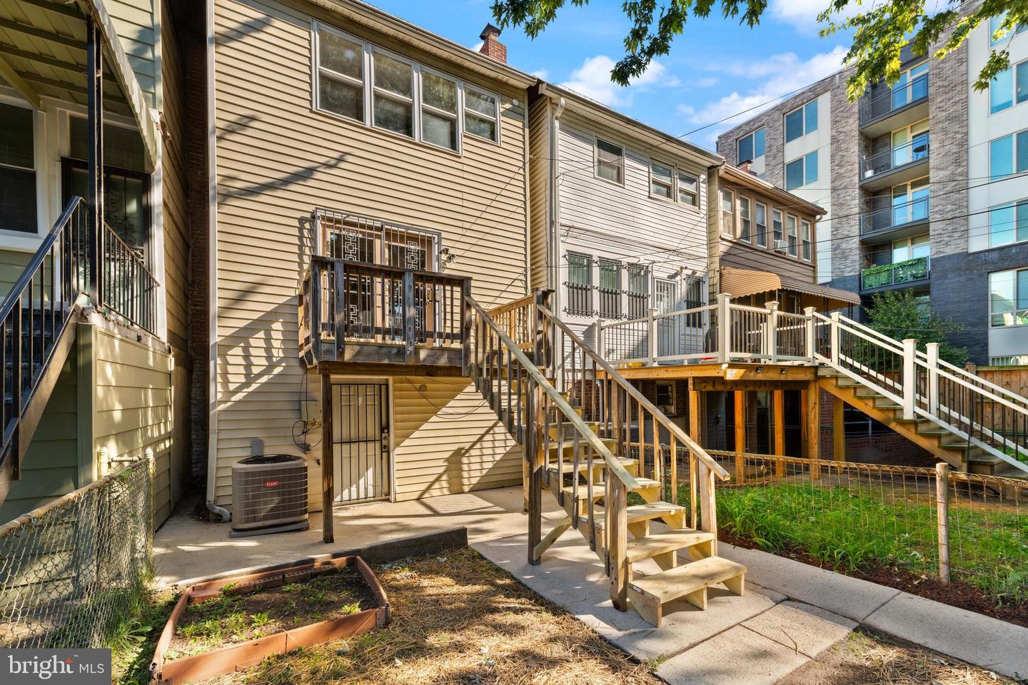 1427 MORSE ST NE, WASHINGTON, District Of Columbia 20002, 3 Bedrooms Bedrooms, ,2 BathroomsBathrooms,Residential,For sale,1427 MORSE ST NE,DCDC2227116 MLS # DCDC2227116