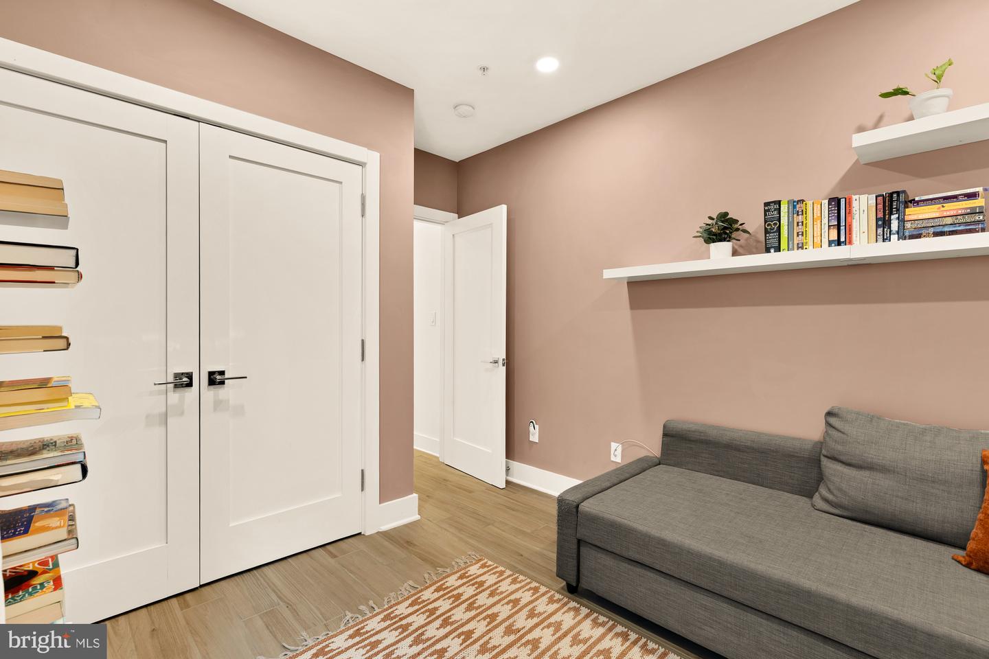 1519 K ST SE #101, WASHINGTON, District Of Columbia 20003, 2 Bedrooms Bedrooms, ,2 BathroomsBathrooms,Residential,For sale,1519 K ST SE #101,DCDC2227118 MLS # DCDC2227118