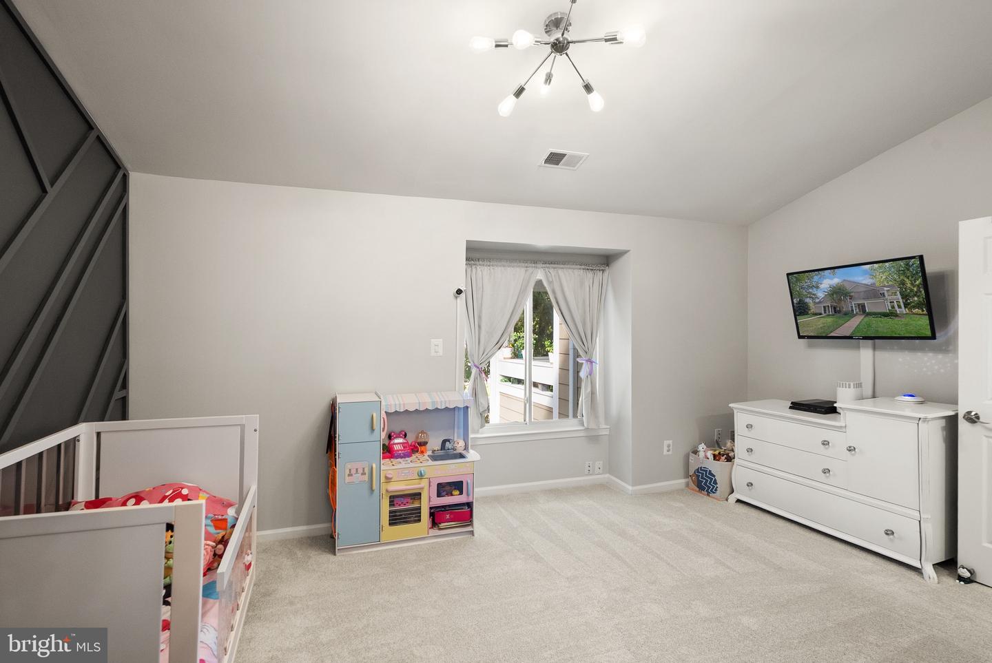 12306 FORT BUFFALO CIR, FAIRFAX, Virginia 22033, 1 Bedroom Bedrooms, ,1 BathroomBathrooms,Residential,For sale,12306 FORT BUFFALO CIR,VAFX2274402 MLS # VAFX2274402